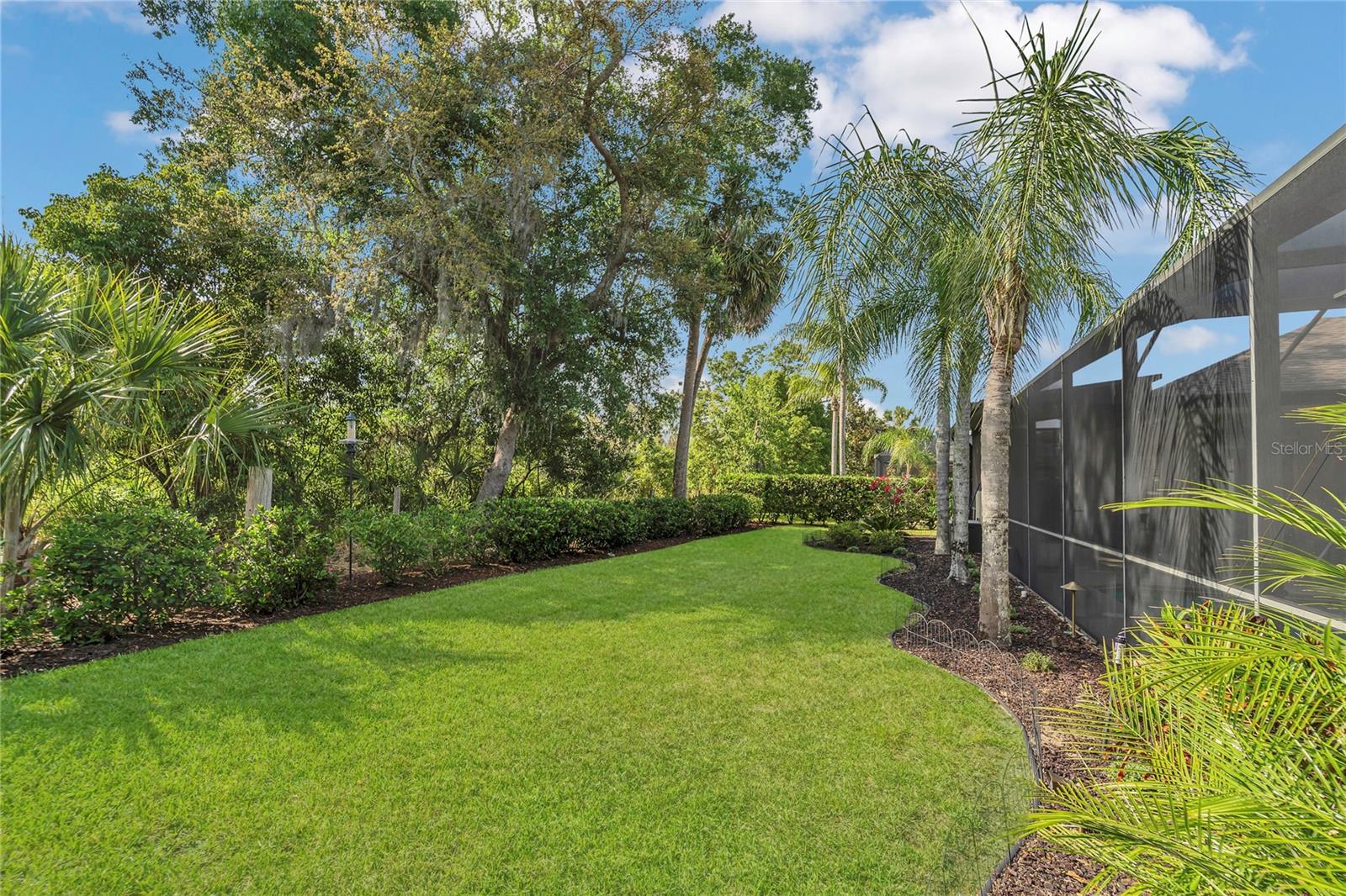 Image 43 of 62 For 20632 Broadwater Drive