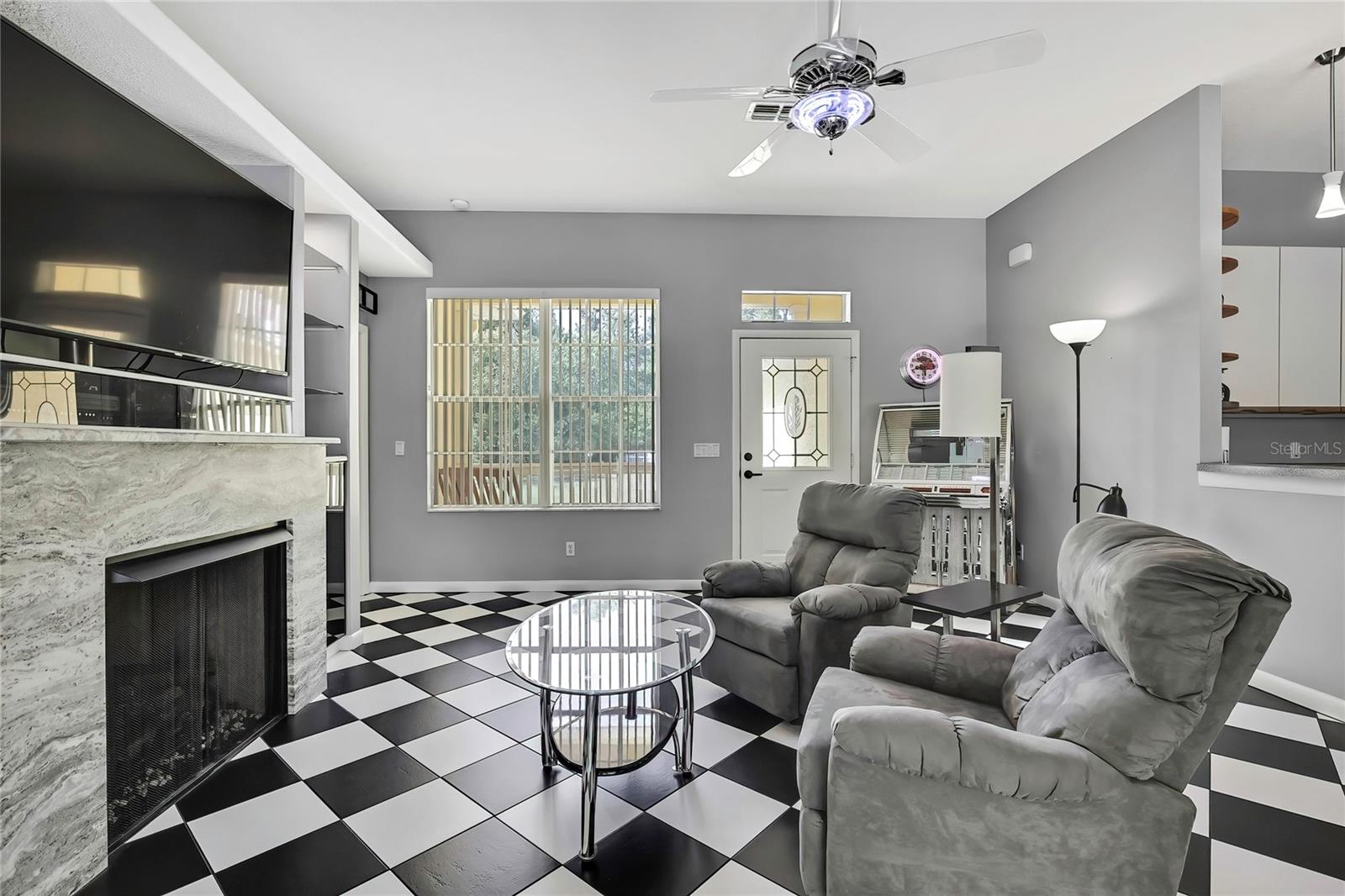 Image 10 of 59 For 2499 Harley Street