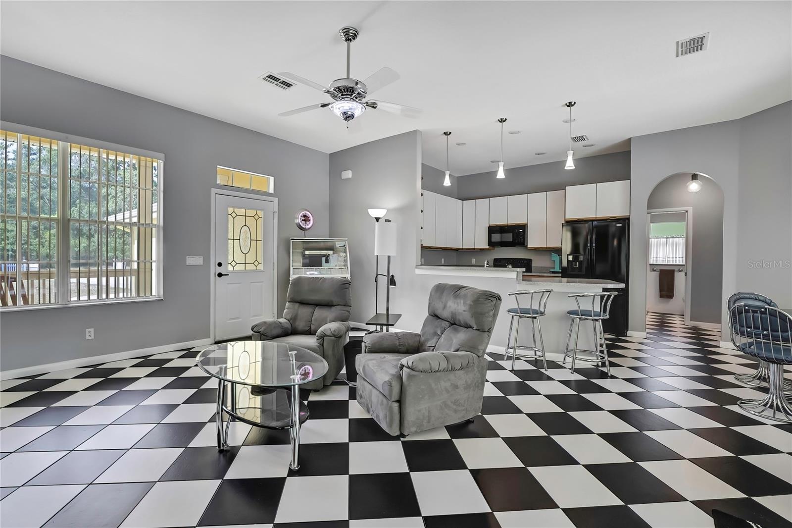 Image 6 of 59 For 2499 Harley Street