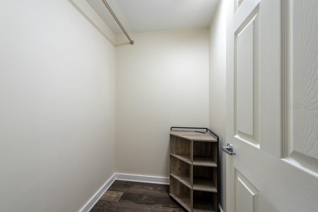 Image 33 of 57 For 5008 Macdill Avenue 10