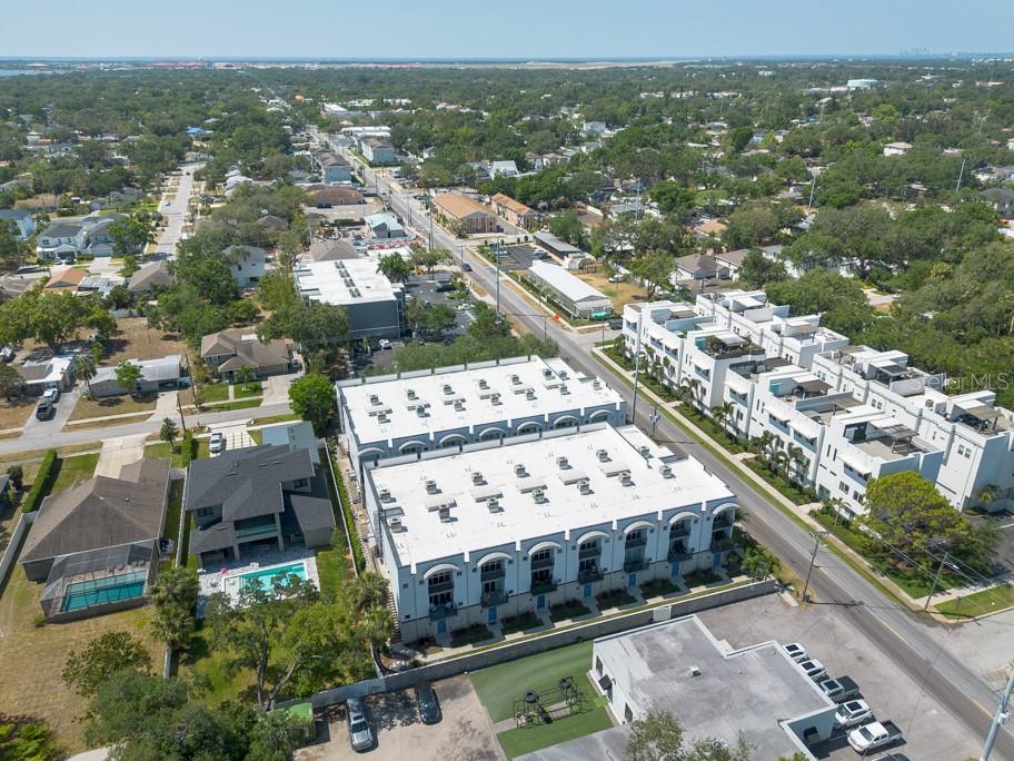 Image 54 of 57 For 5008 Macdill Avenue 10