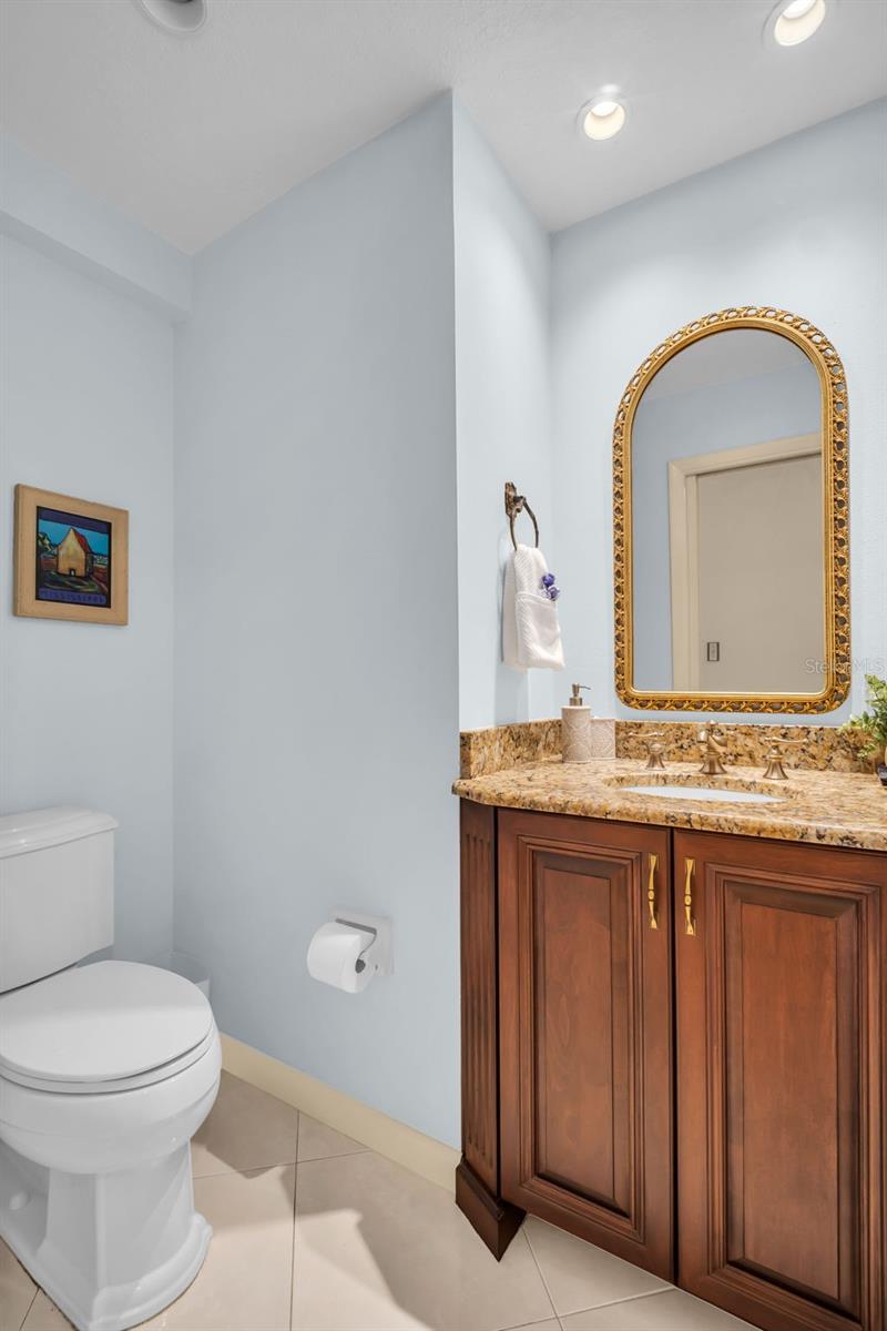 Image 19 of 56 For 495 Palmdale Drive