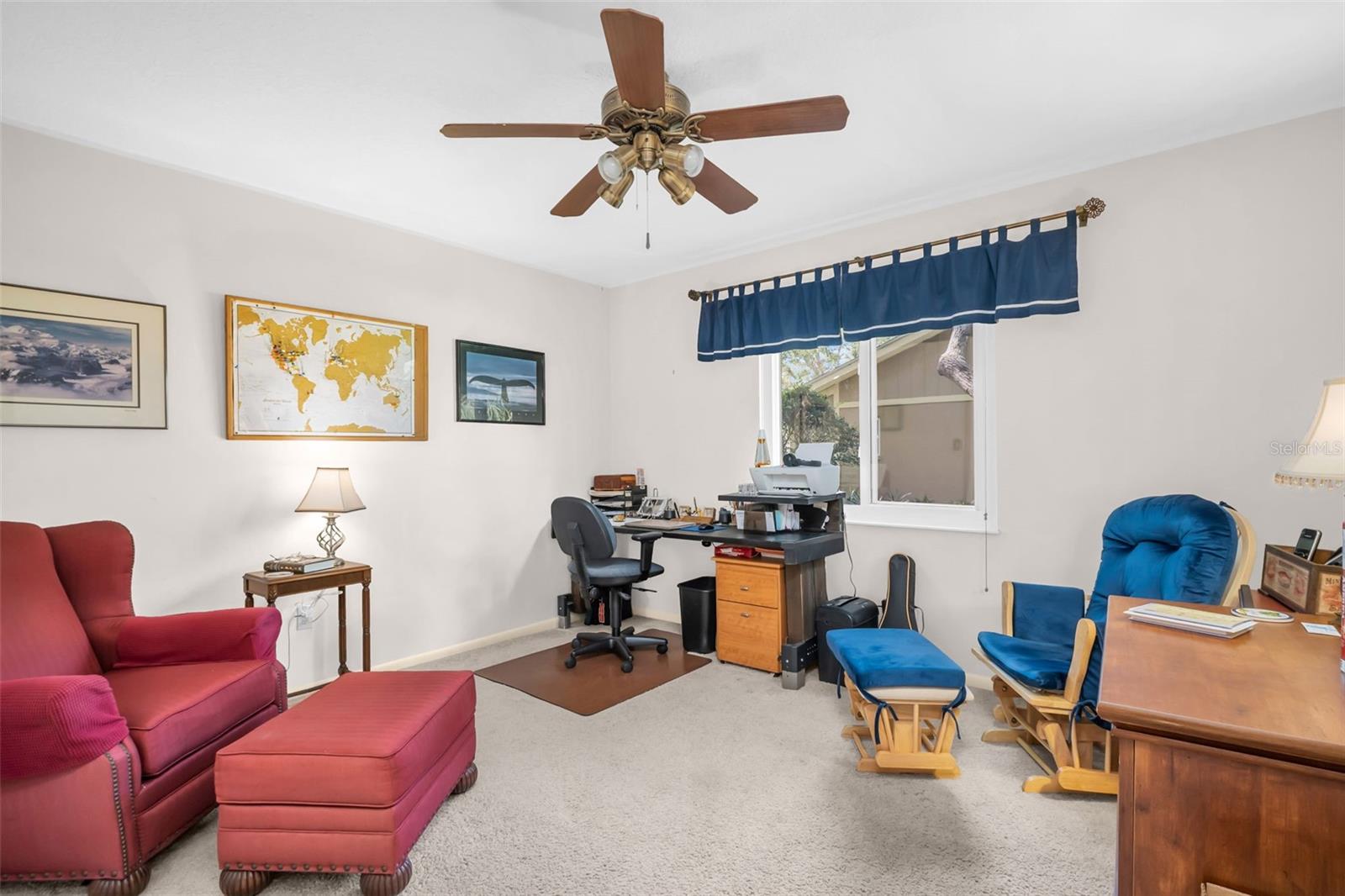 Image 33 of 56 For 495 Palmdale Drive