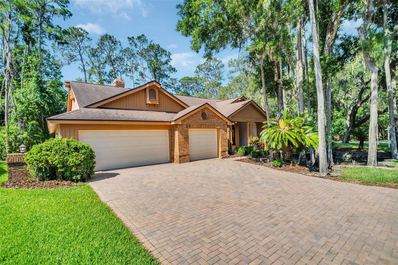 Details for 10 Greenhaven Circle, OLDSMAR, FL 34677