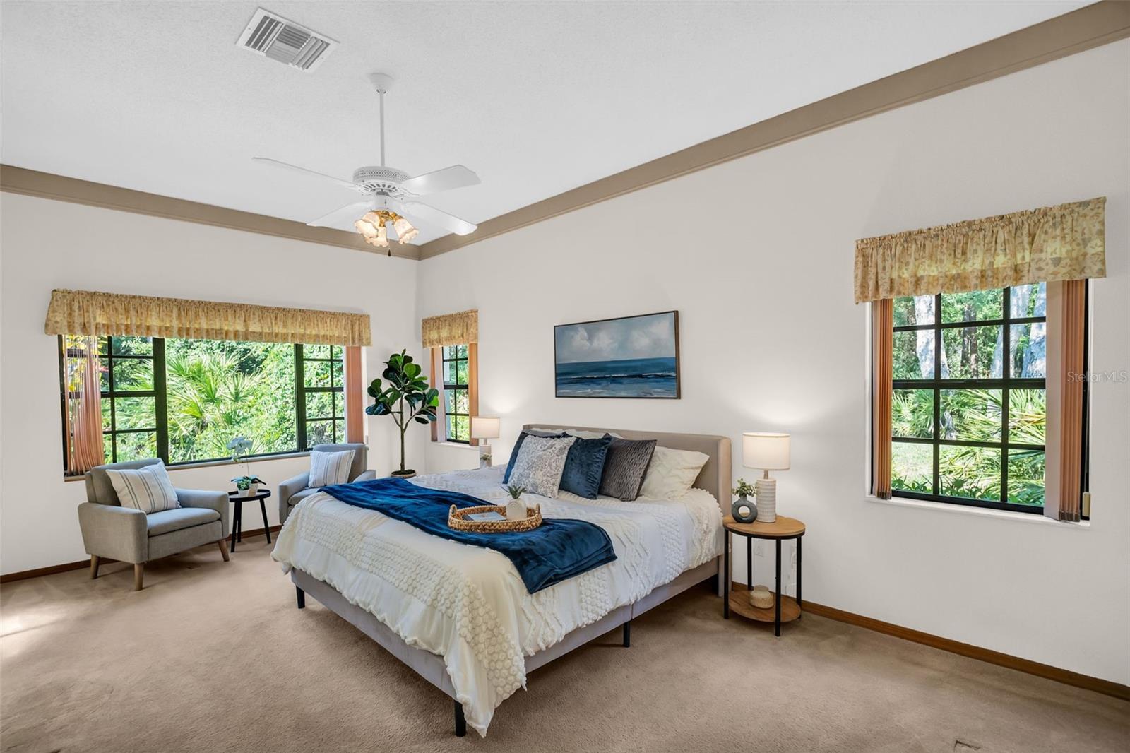 Image 17 of 62 For 10 Greenhaven Circle