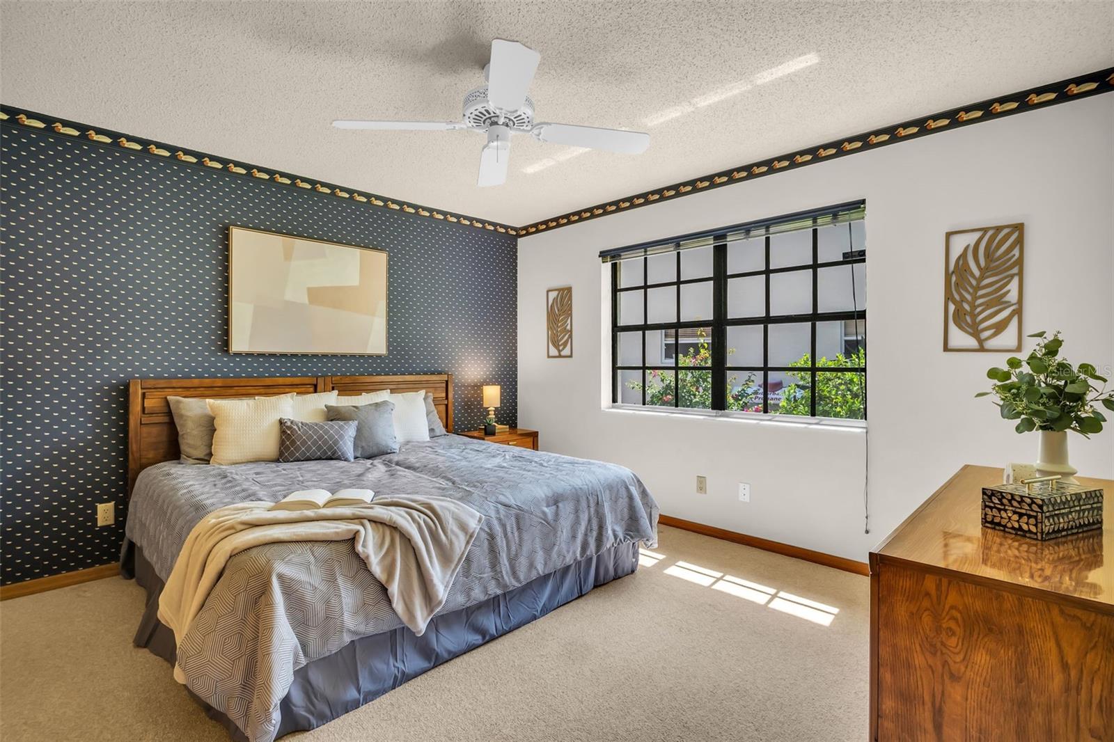Image 30 of 62 For 10 Greenhaven Circle