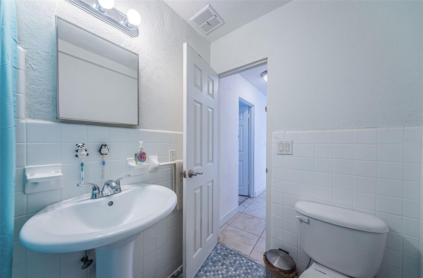 Image 24 of 47 For 3315 58th Avenue S 509