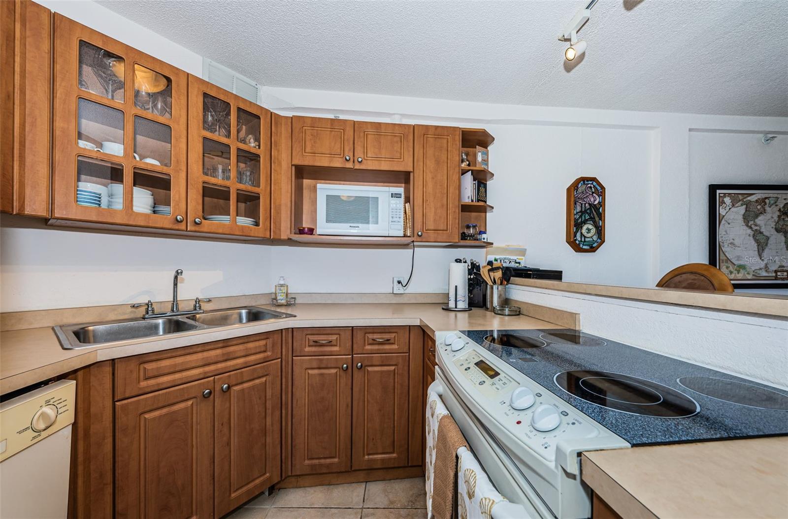 Image 3 of 47 For 3315 58th Avenue S 509