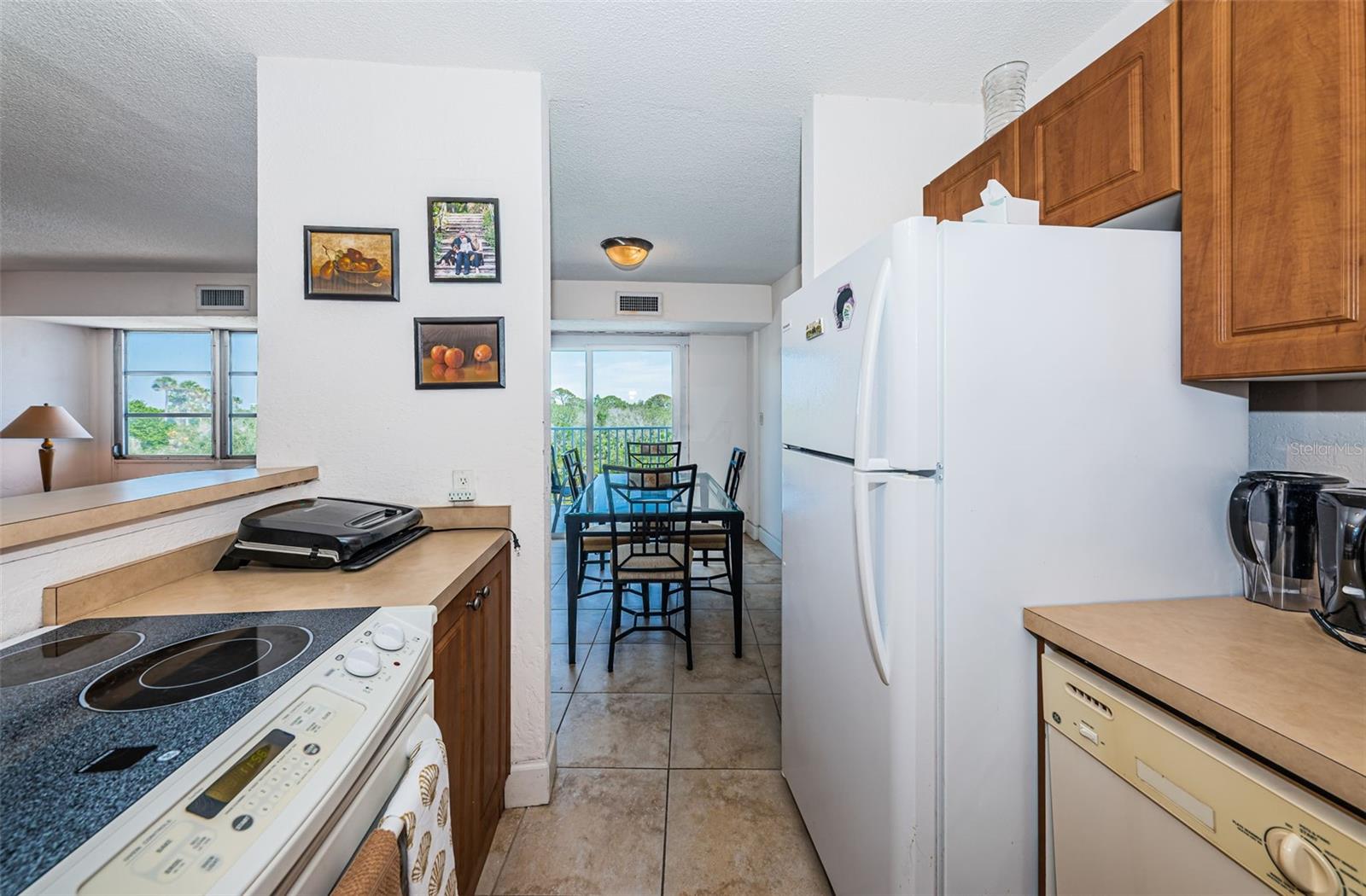 Image 5 of 47 For 3315 58th Avenue S 509