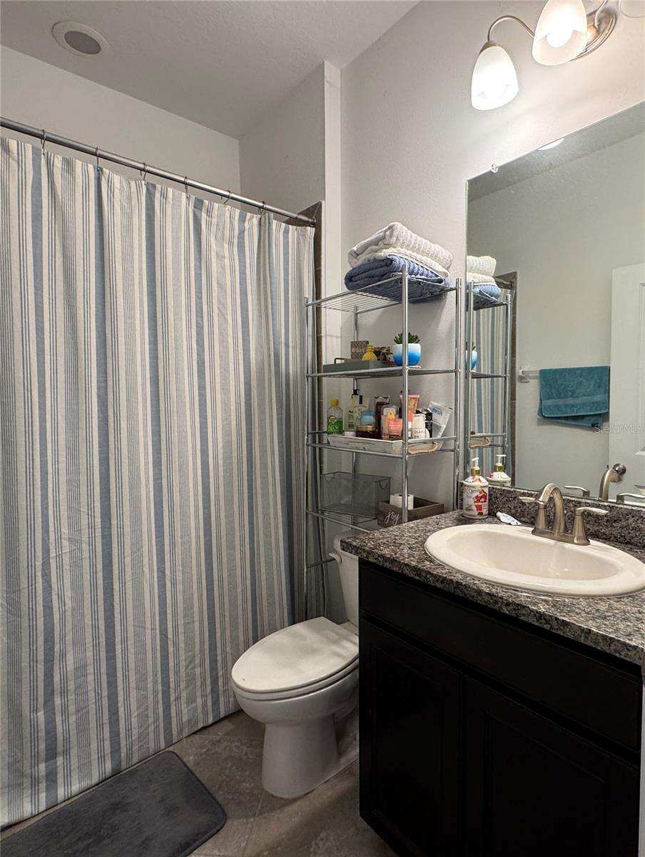 Image 5 of 23 For 420 Grand Vista Boulevard