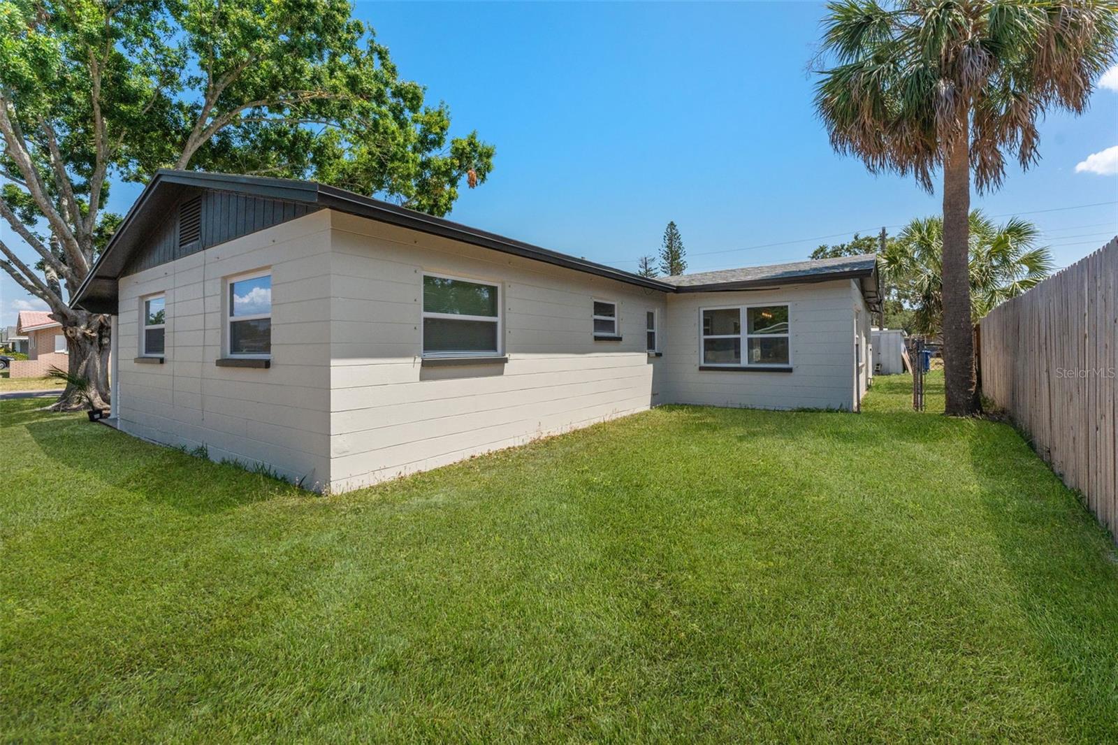 Image 31 of 42 For 7494 7th Street N