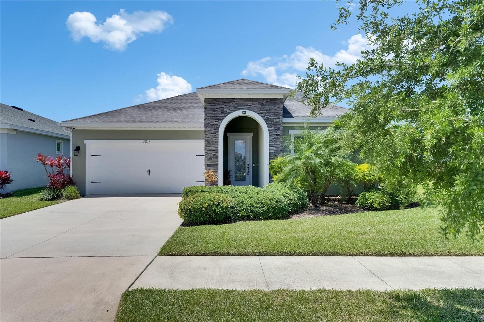 Details for 5814 Silver Sun Drive, APOLLO BEACH, FL 33572