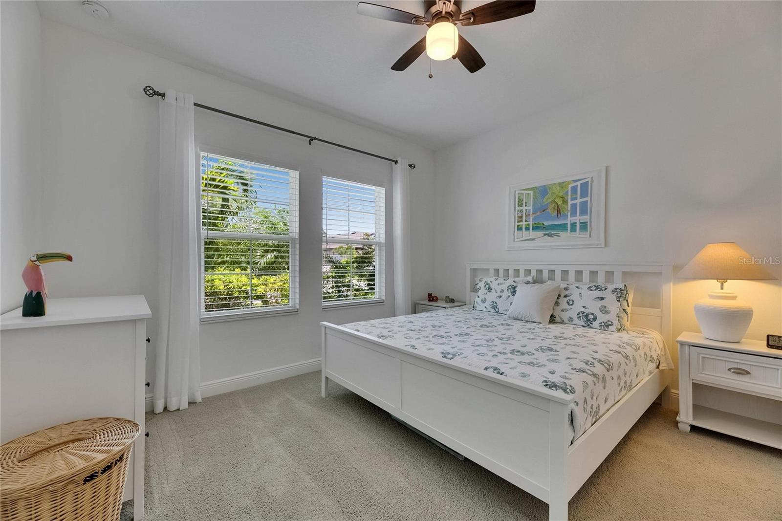 Image 13 of 100 For 5814 Silver Sun Drive