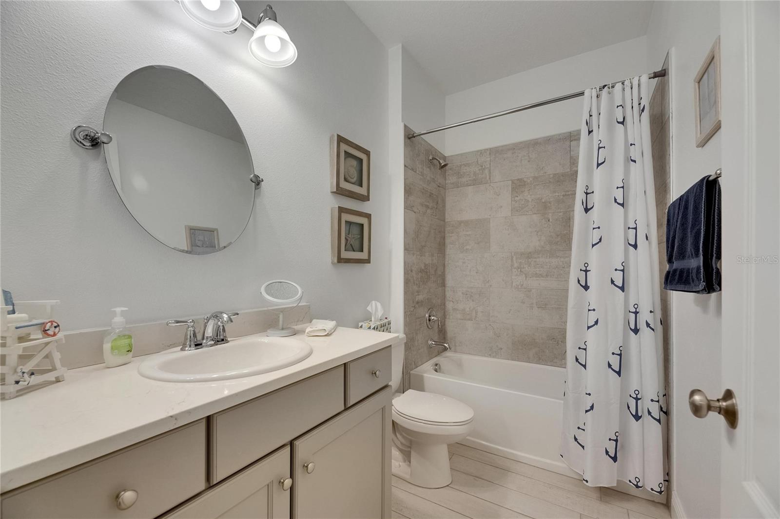 Image 15 of 100 For 5814 Silver Sun Drive