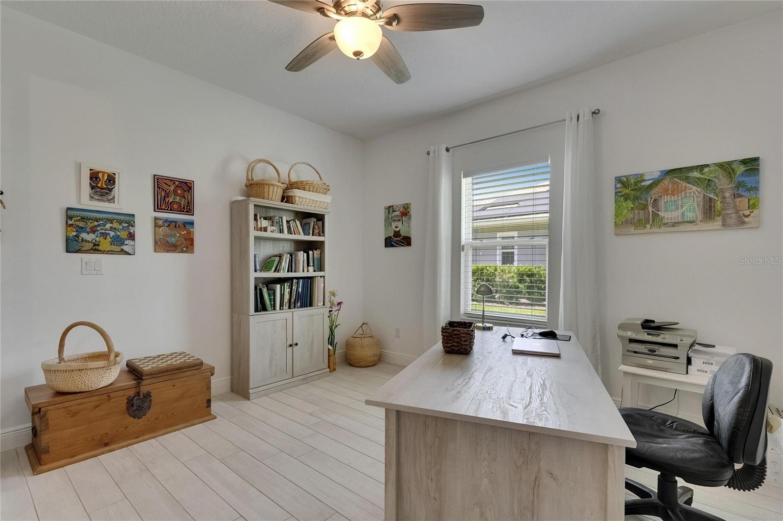 Image 20 of 100 For 5814 Silver Sun Drive