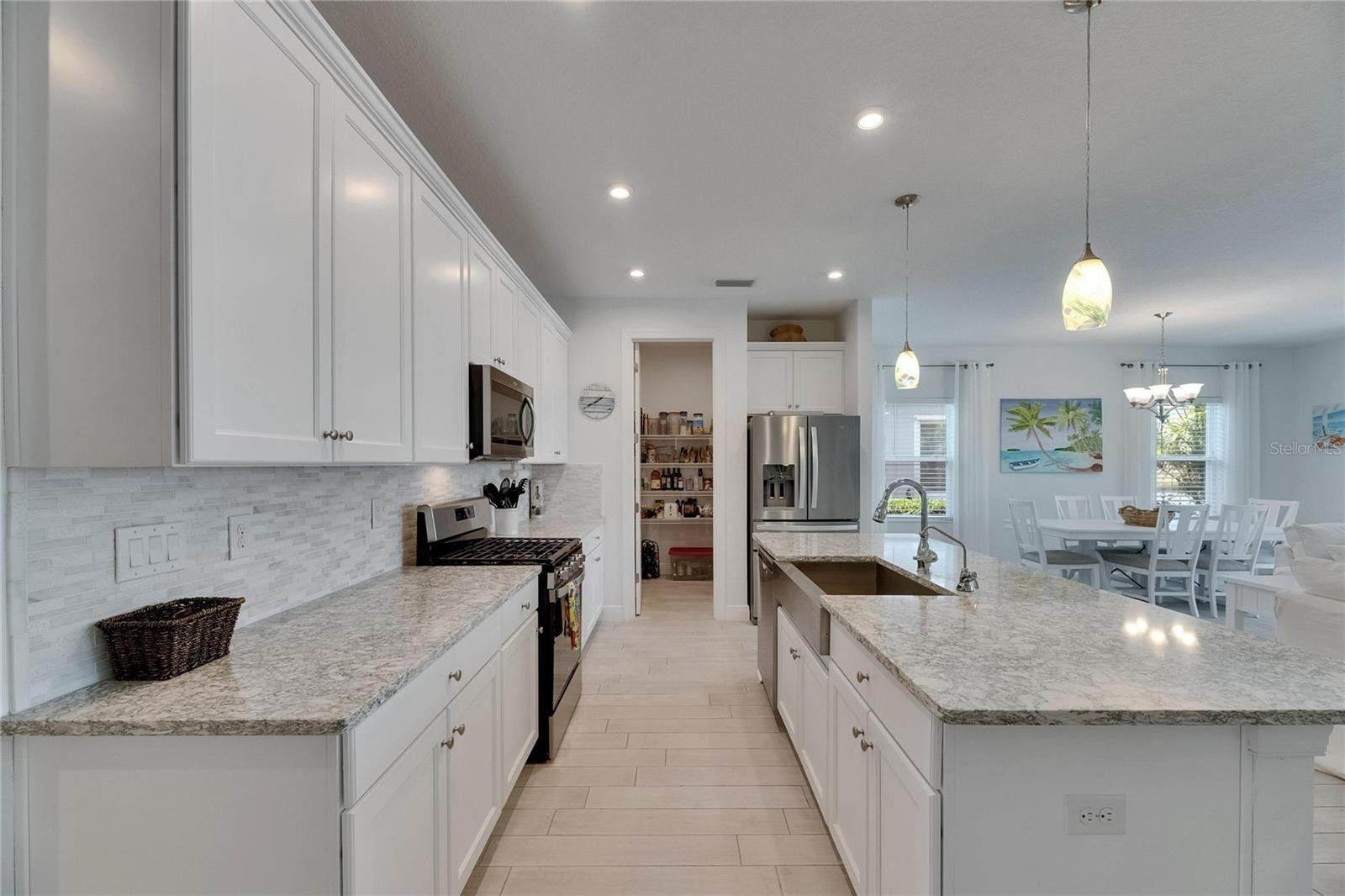 Image 34 of 100 For 5814 Silver Sun Drive