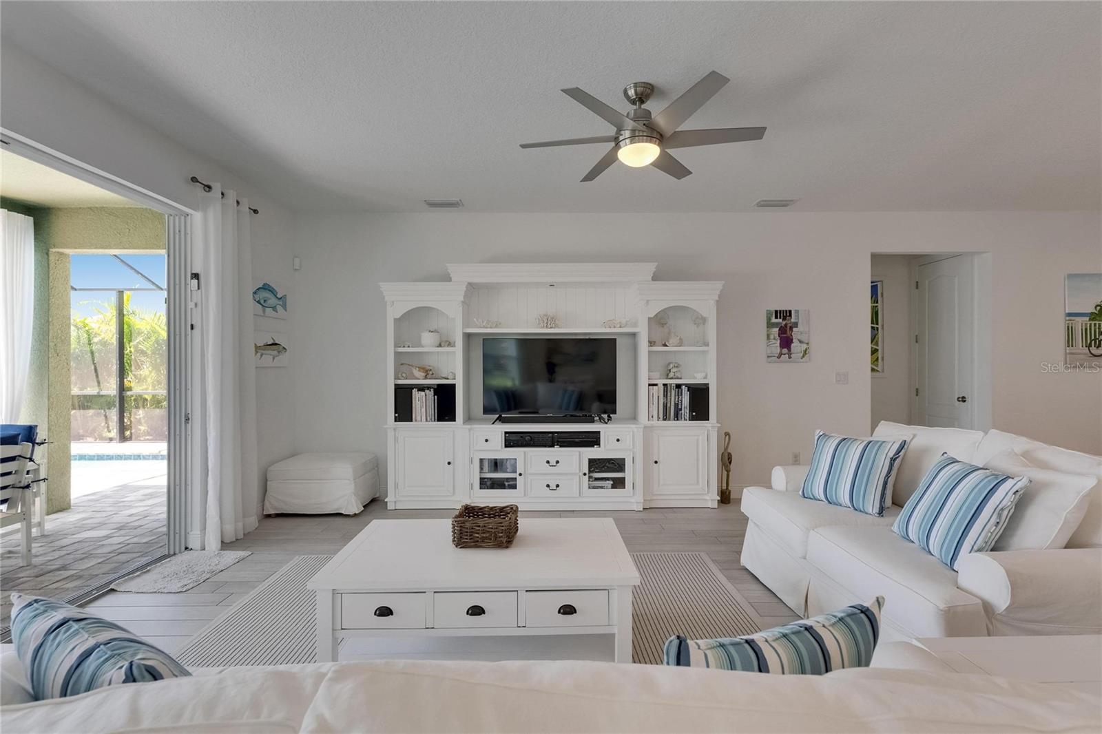Image 46 of 100 For 5814 Silver Sun Drive