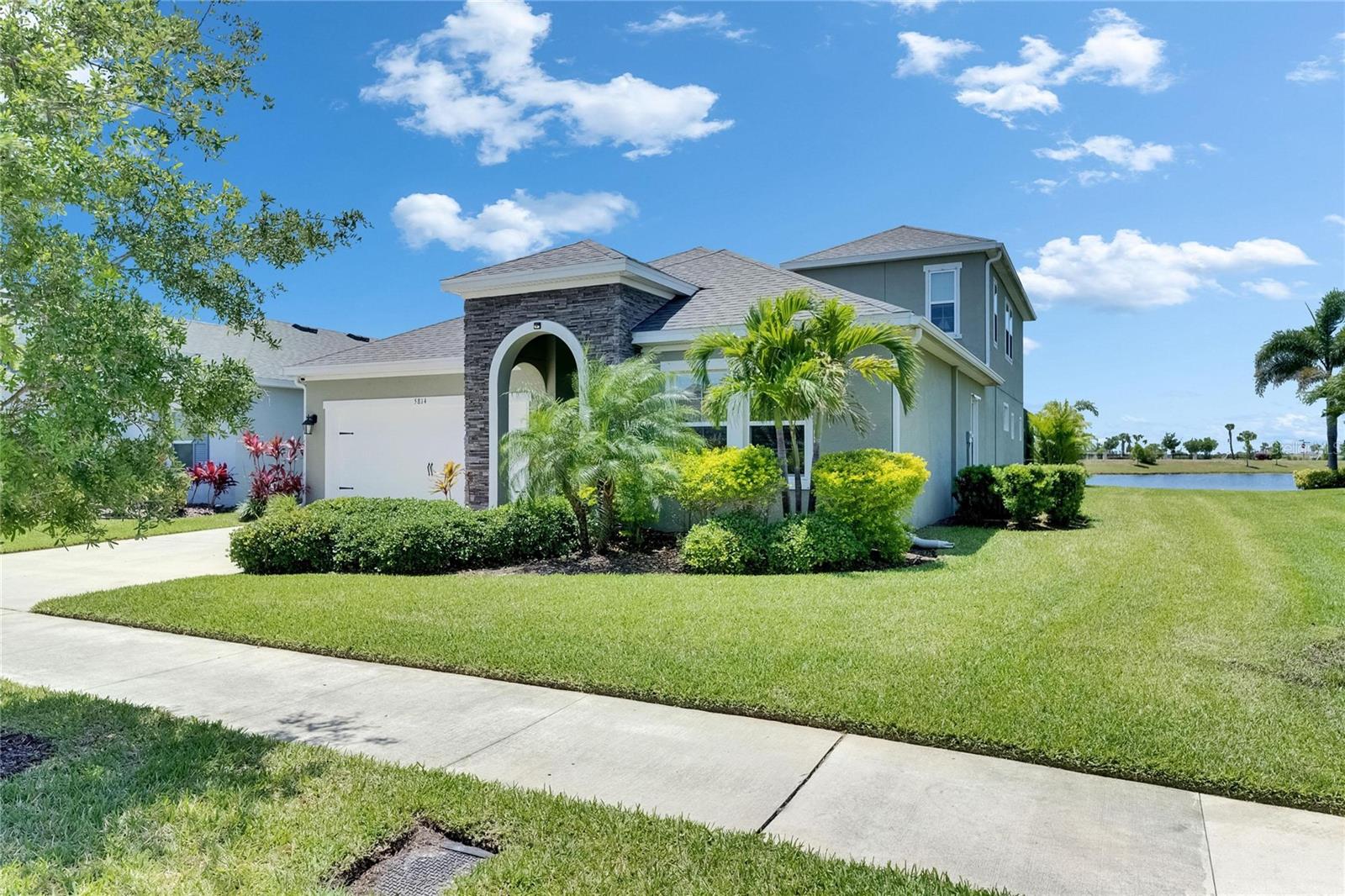 Image 6 of 100 For 5814 Silver Sun Drive