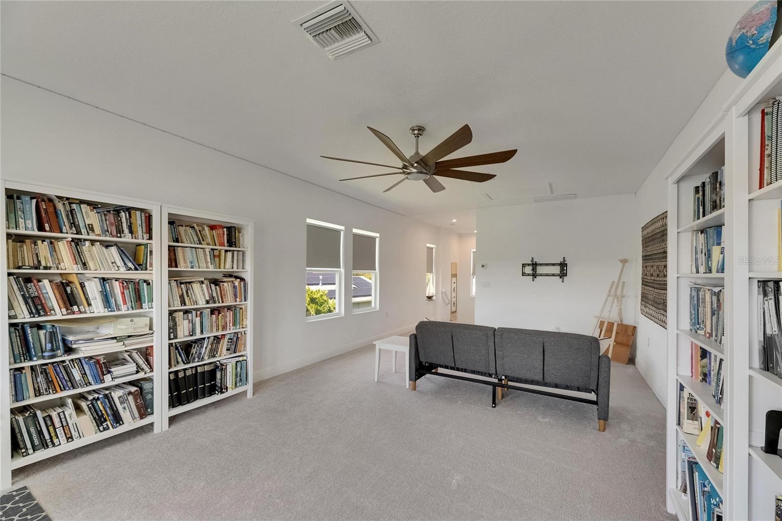 Image 61 of 100 For 5814 Silver Sun Drive