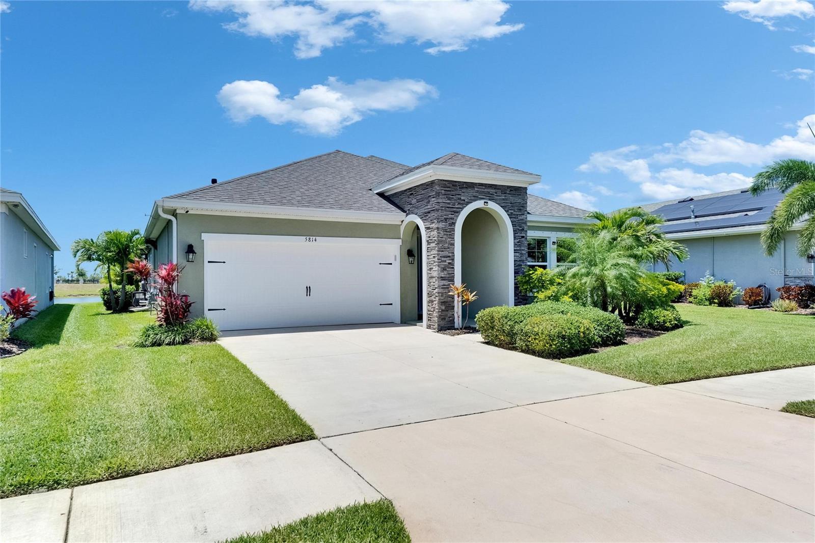 Image 7 of 100 For 5814 Silver Sun Drive