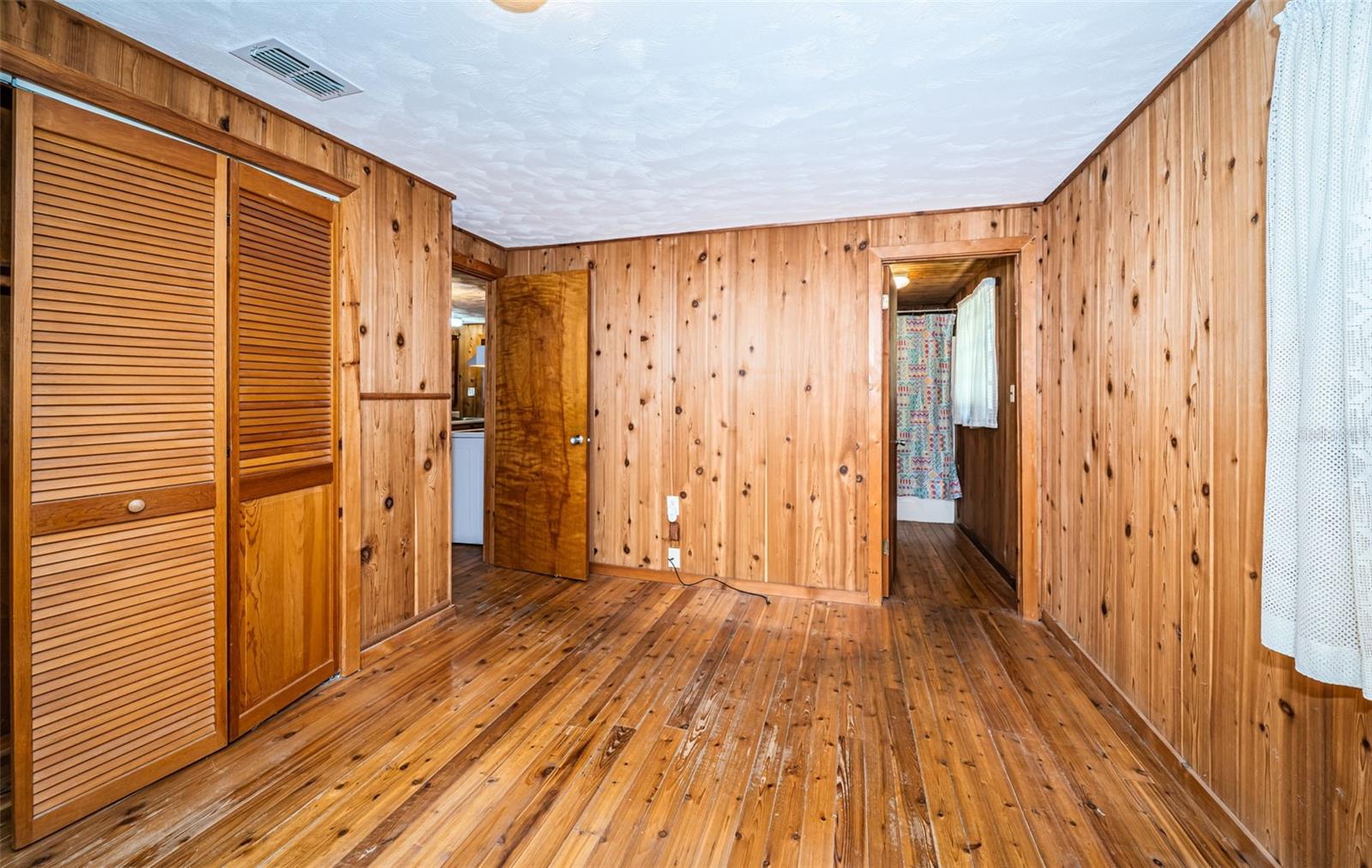 Image 20 of 49 For 6423 Bass Road