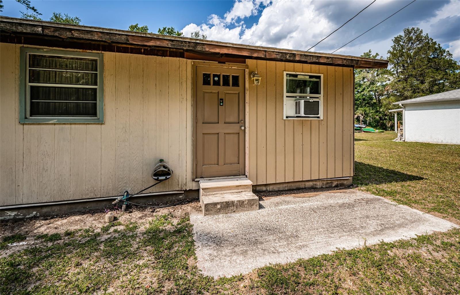 Image 8 of 49 For 6423 Bass Road