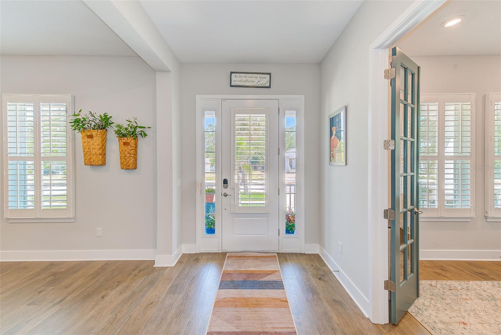 Image 3 of 62 For 4710 El Prado Boulevard