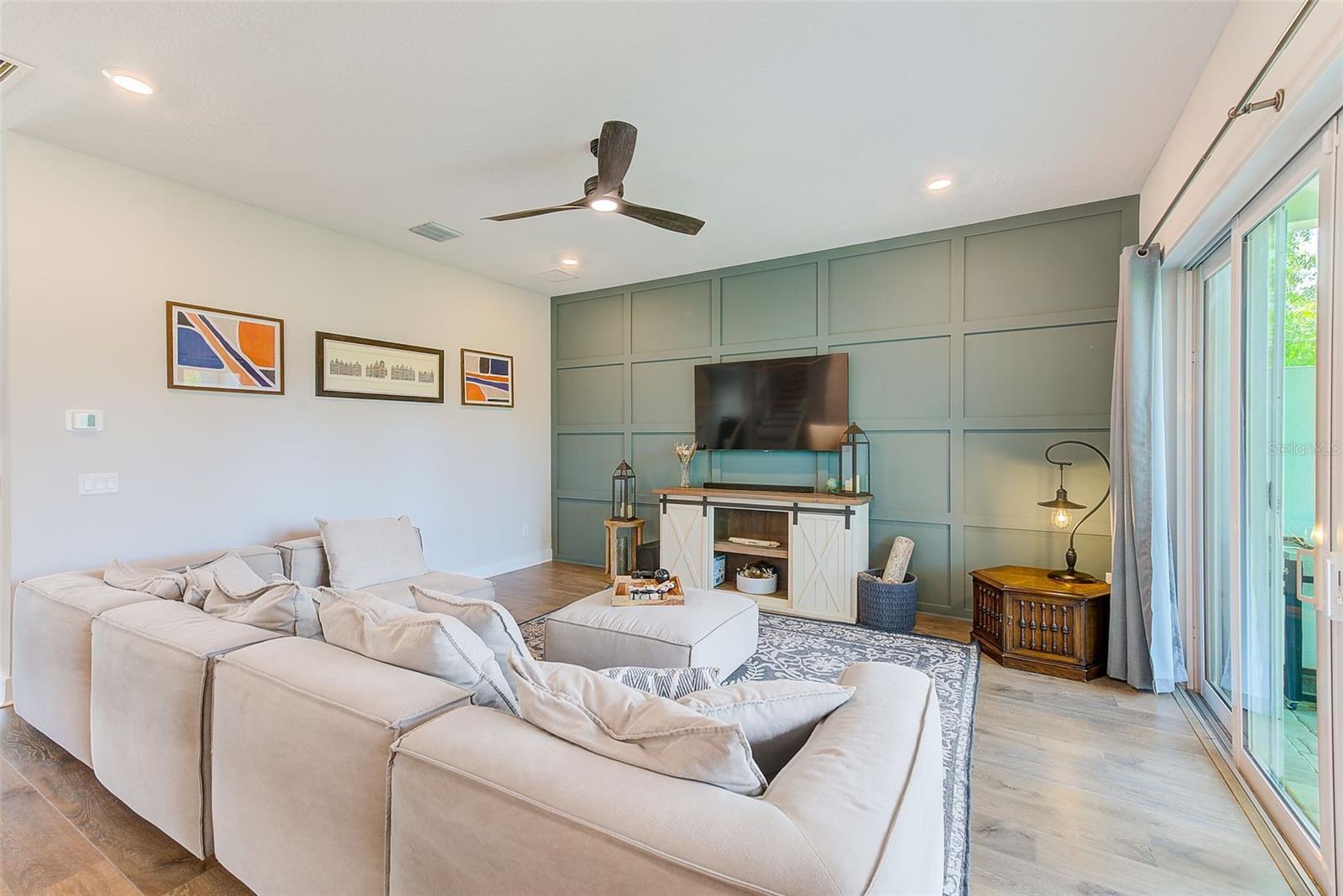 Image 7 of 62 For 4710 El Prado Boulevard