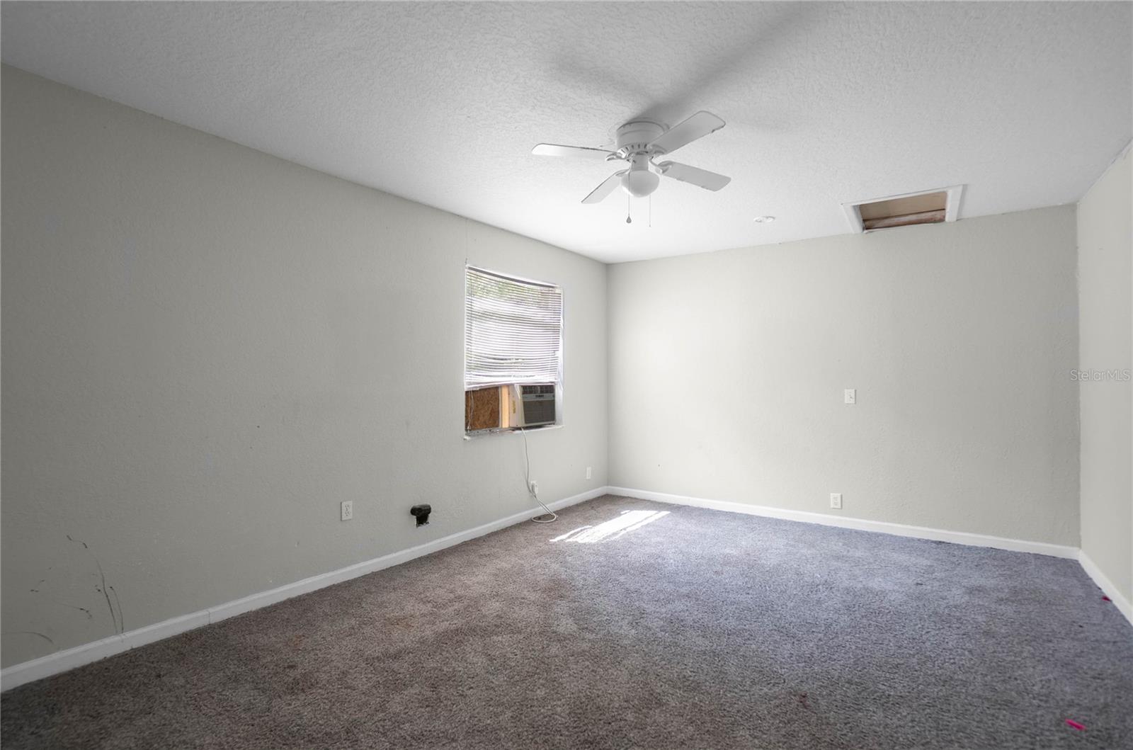 Image 21 of 27 For 7211 & 0 Sunnyside Drive
