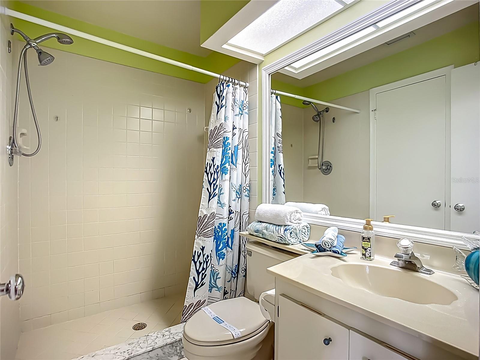 Image 22 of 39 For 6059 Bahia Del Mar Boulevard 235