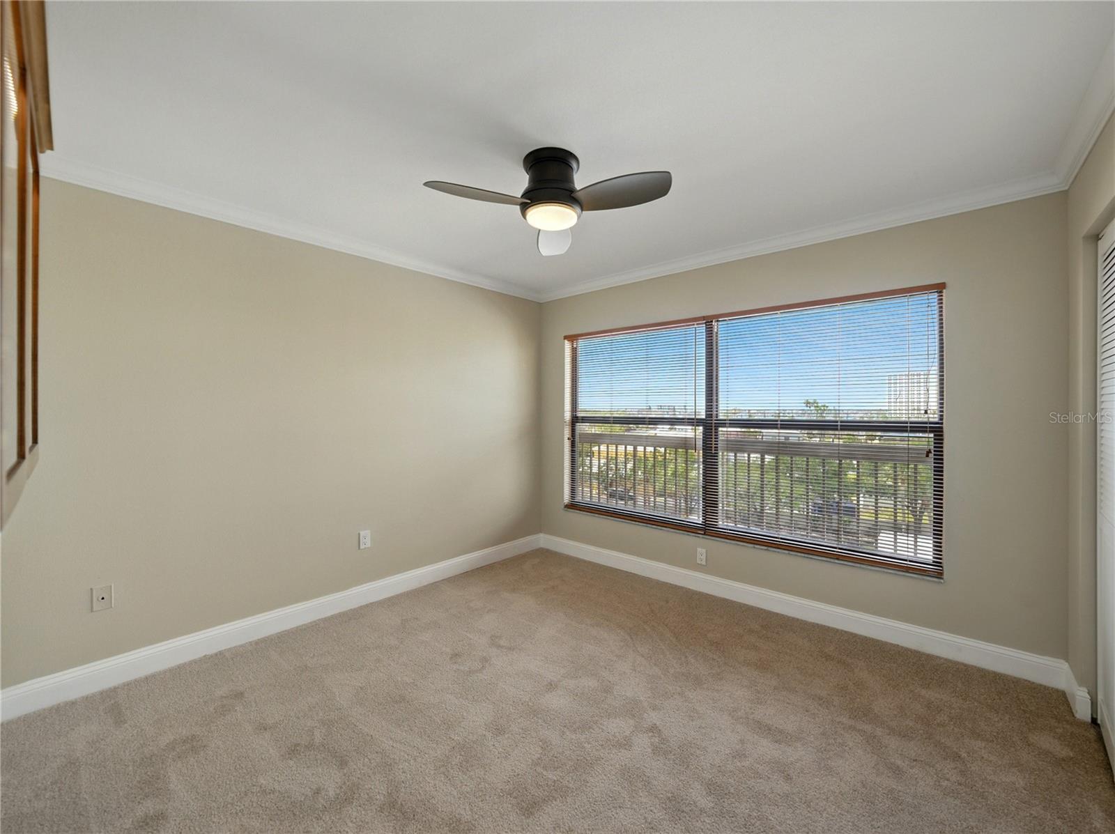 Image 18 of 47 For 1332 Pasadena Avenue S 503