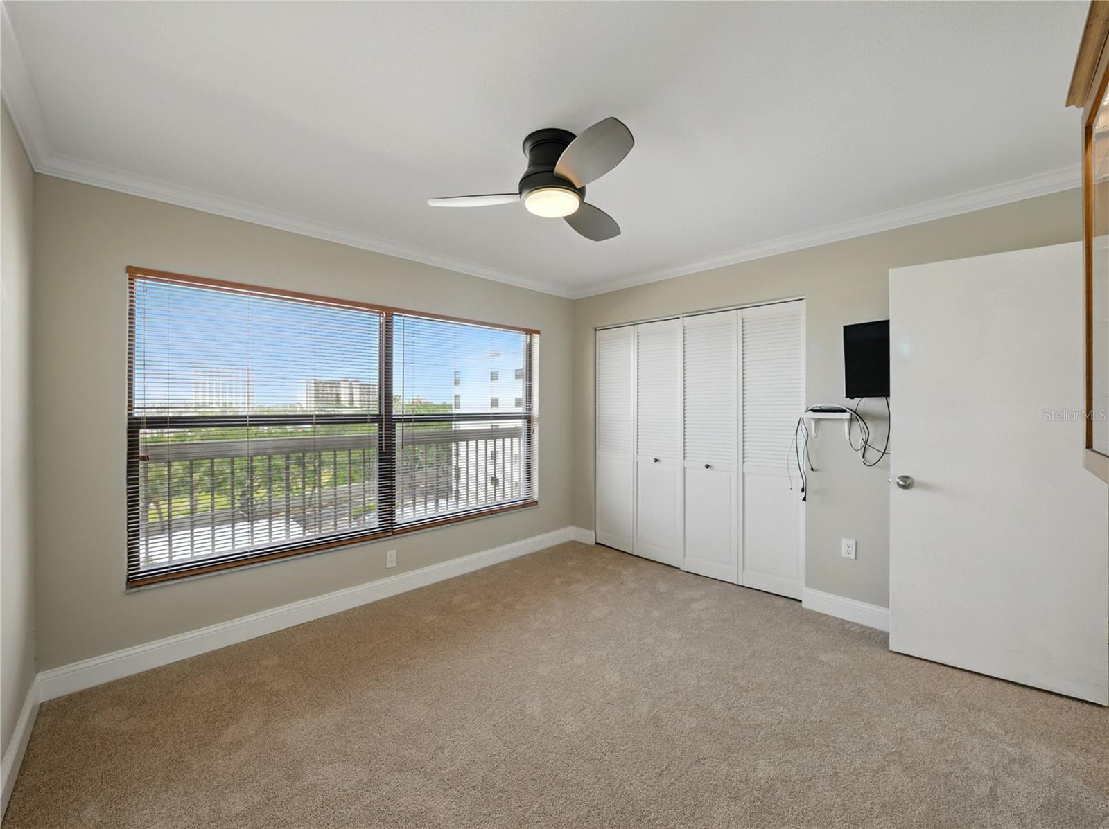 Image 19 of 47 For 1332 Pasadena Avenue S 503
