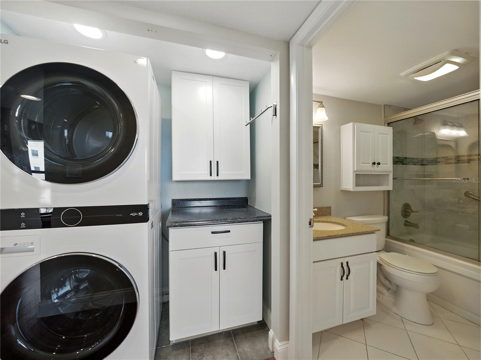 Image 22 of 47 For 1332 Pasadena Avenue S 503