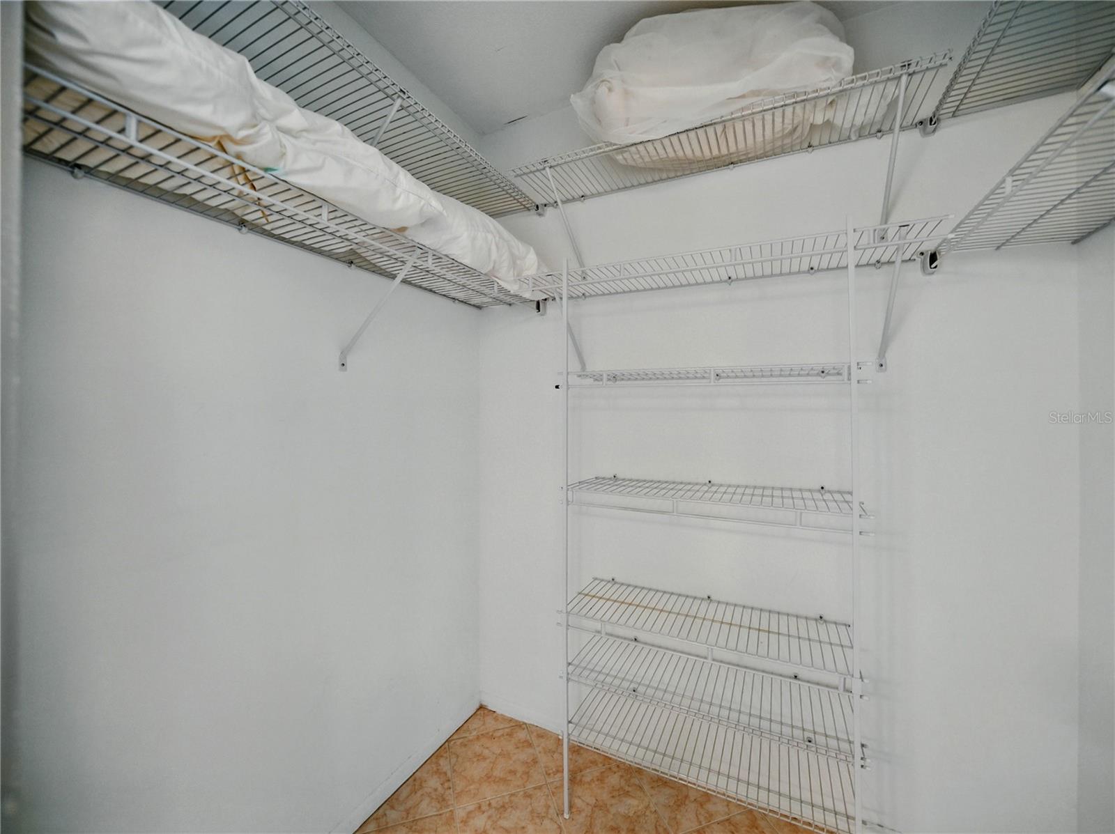 Image 30 of 47 For 1332 Pasadena Avenue S 503