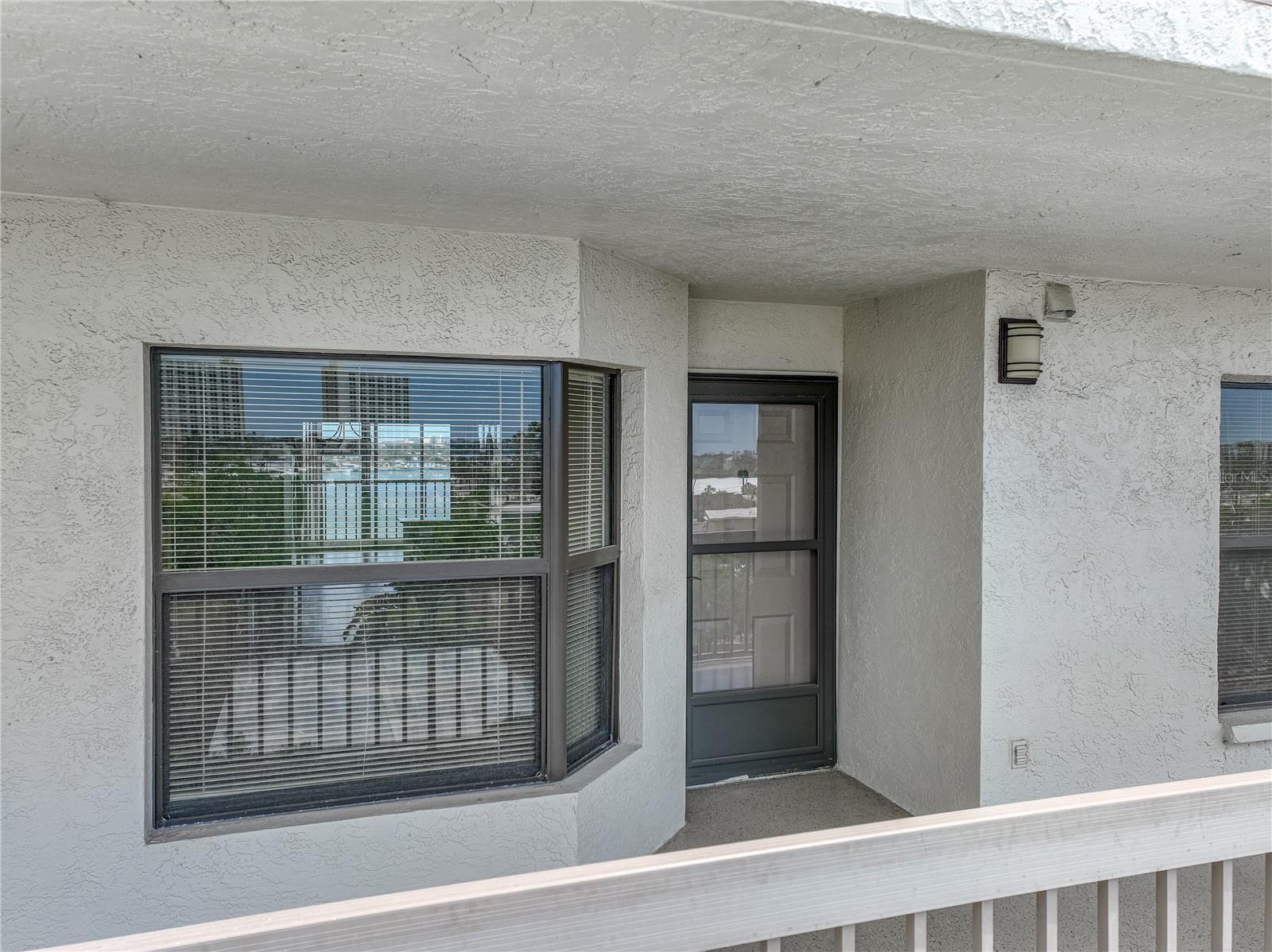 Image 5 of 47 For 1332 Pasadena Avenue S 503