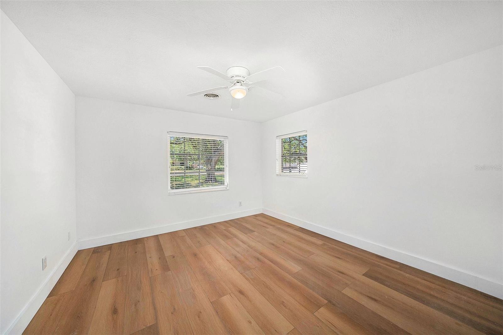 Image 16 of 24 For 1100 Snell Isle Boulevard Ne