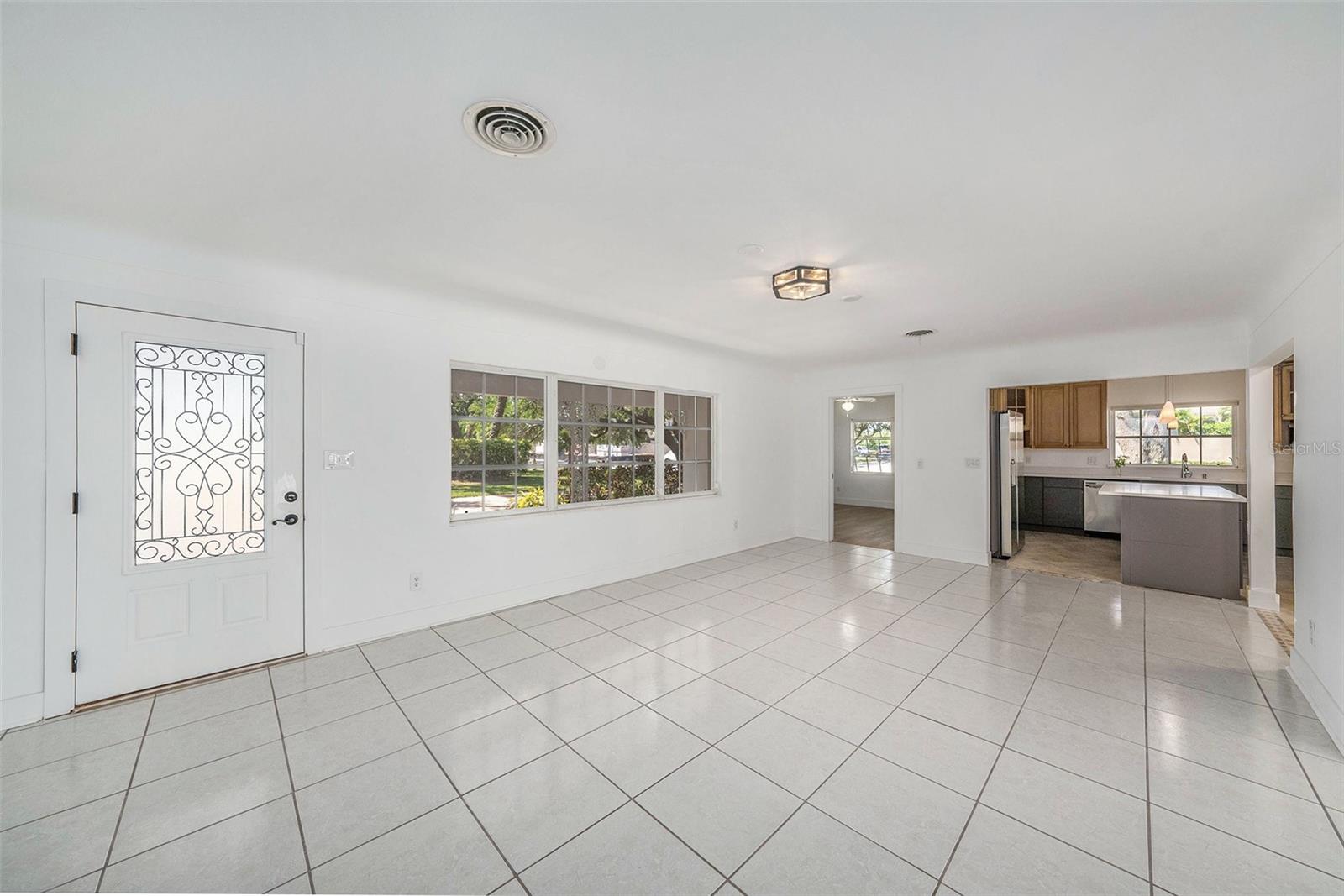 Image 5 of 24 For 1100 Snell Isle Boulevard Ne