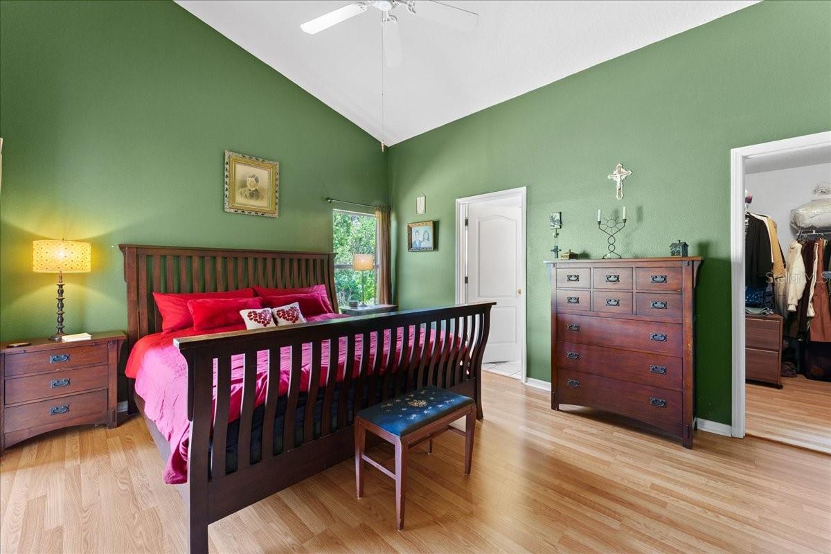 Image 21 of 48 For 7235 Sharpsburg Boulevard