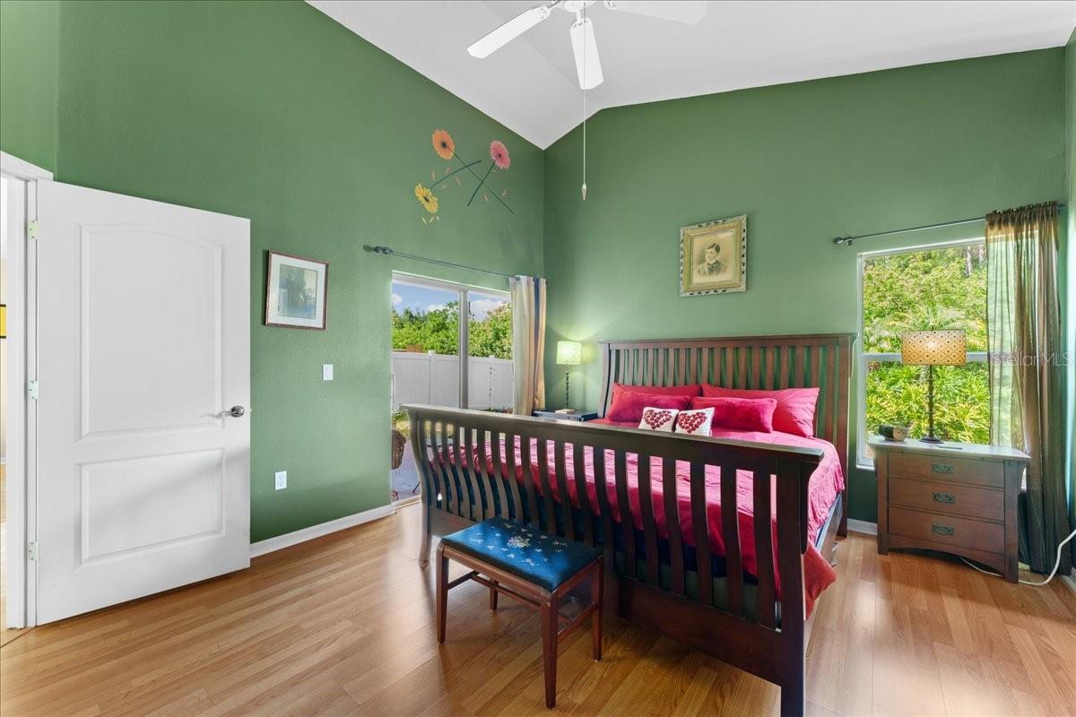 Image 22 of 48 For 7235 Sharpsburg Boulevard