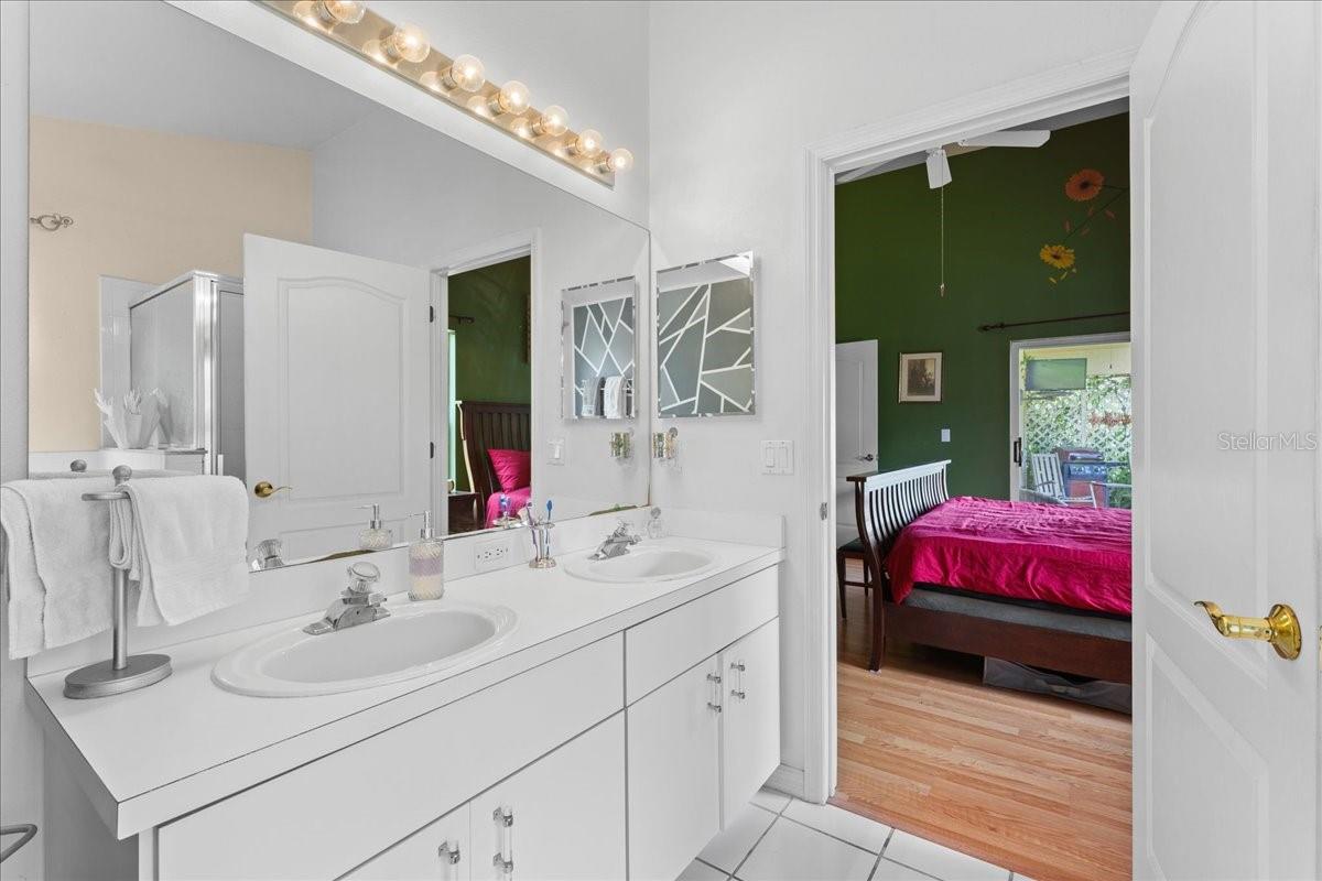 Image 25 of 48 For 7235 Sharpsburg Boulevard
