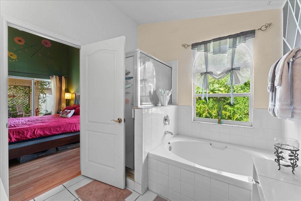 Image 27 of 48 For 7235 Sharpsburg Boulevard