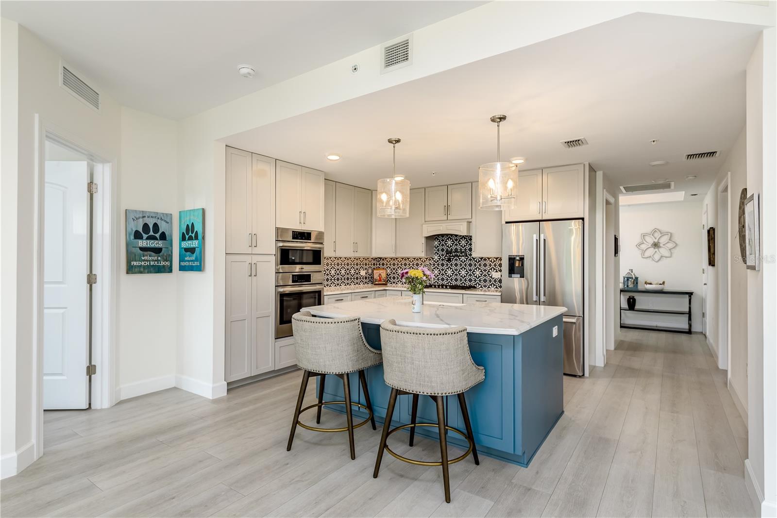 Image 6 of 43 For 231 2nd Street S 201