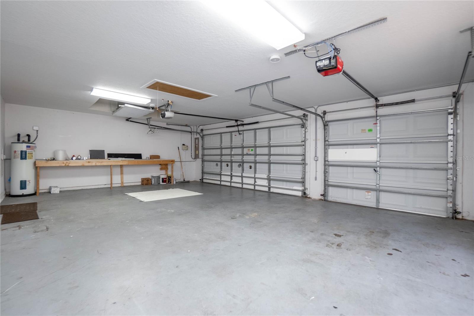 Listing photo id 61 for 7285 Nightwalker Road