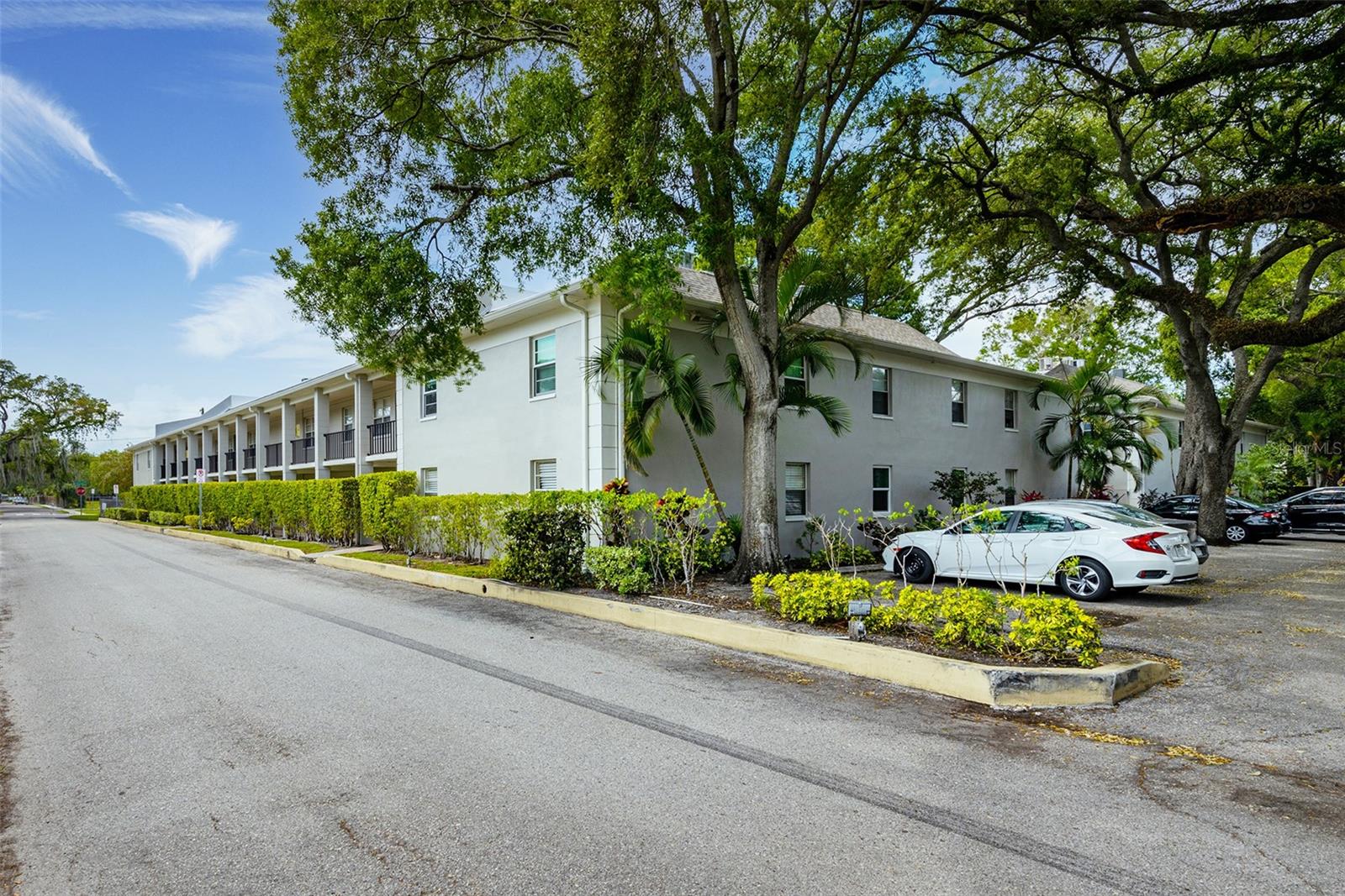 Details for 5221 Bayshore Boulevard 11, TAMPA, FL 33611
