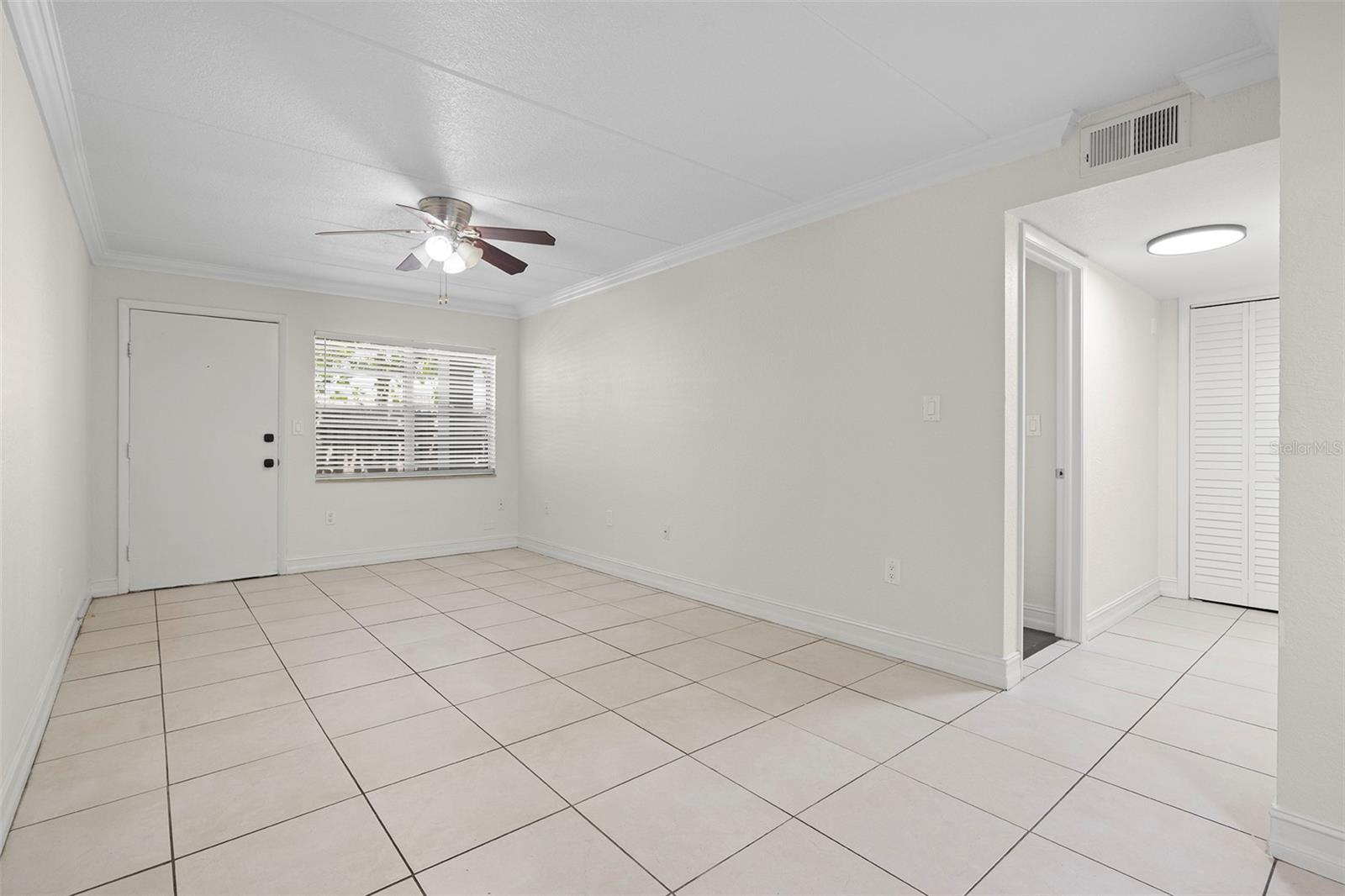Image 18 of 32 For 5221 Bayshore Boulevard 11