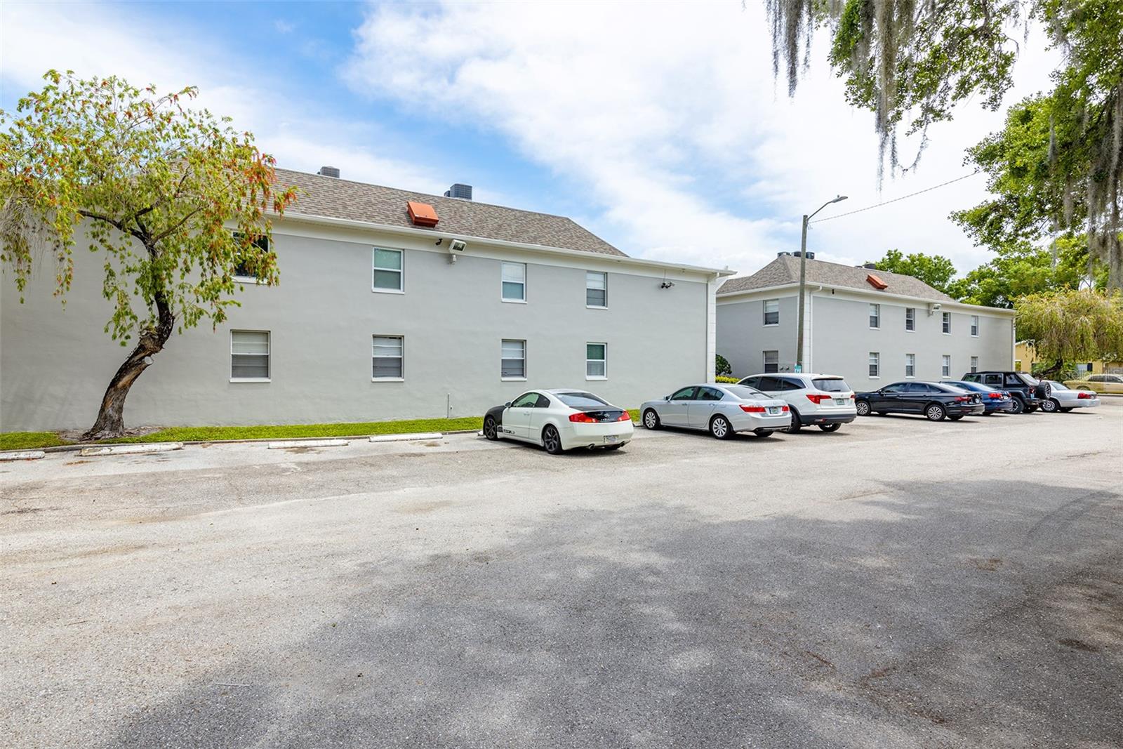 Image 7 of 32 For 5221 Bayshore Boulevard 11