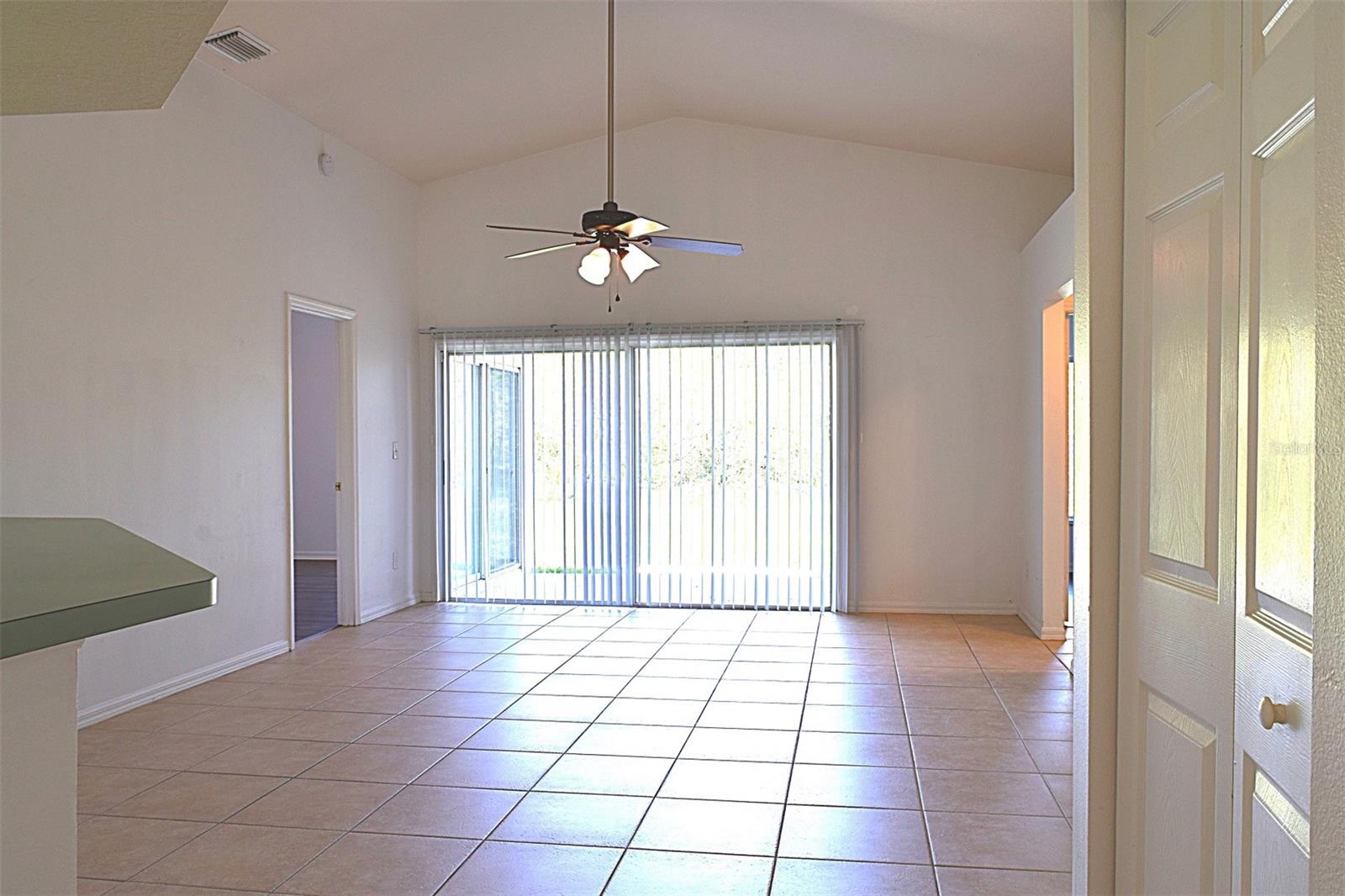 Image 11 of 25 For 1646 Wakefield Drive