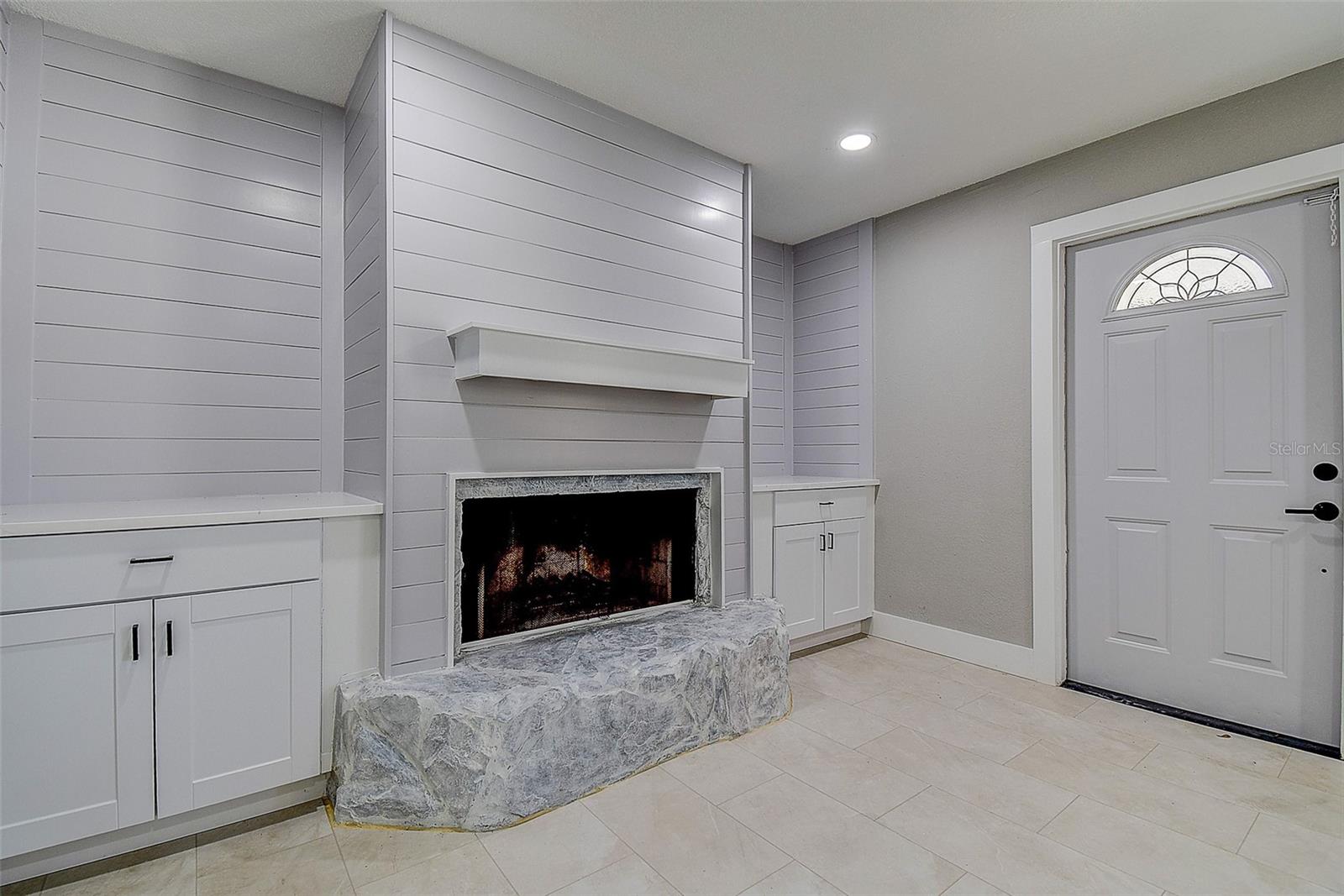 Image 16 of 42 For 8723 Magnolia Drive