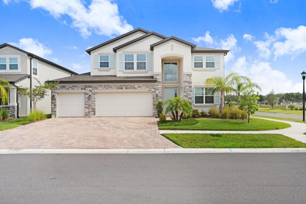 Image 11 of 54 For 10901 Sundrift Drive