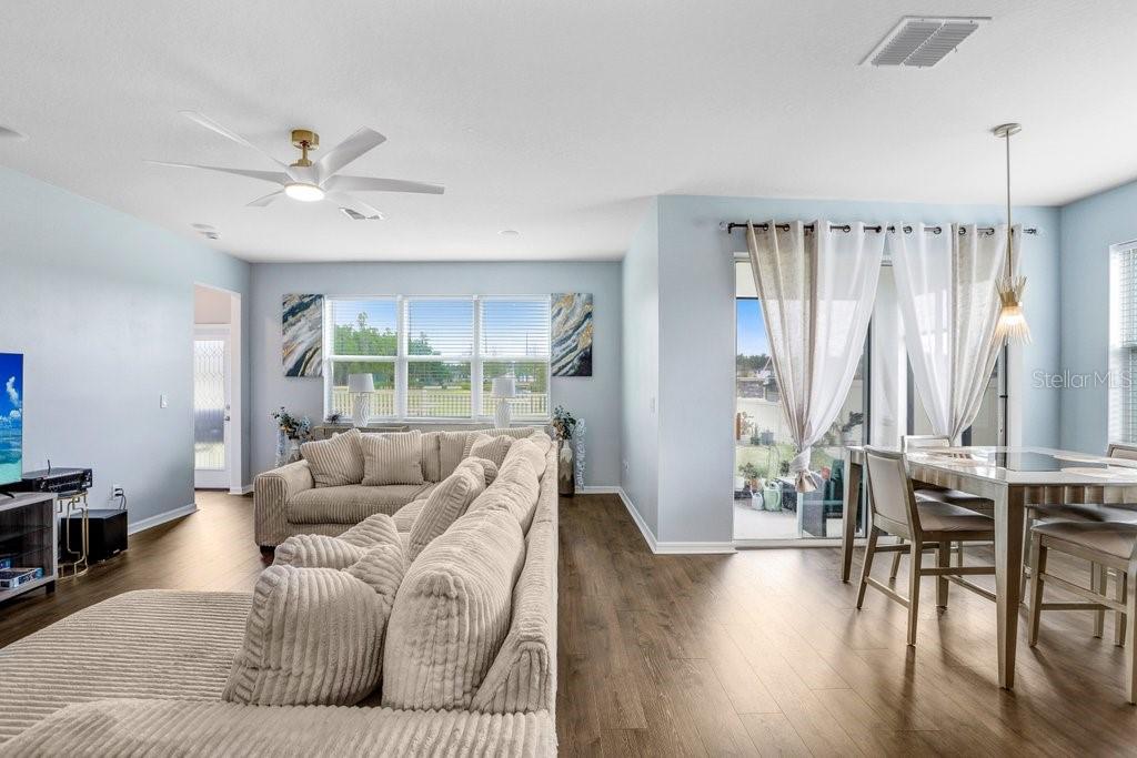 Image 38 of 54 For 10901 Sundrift Drive